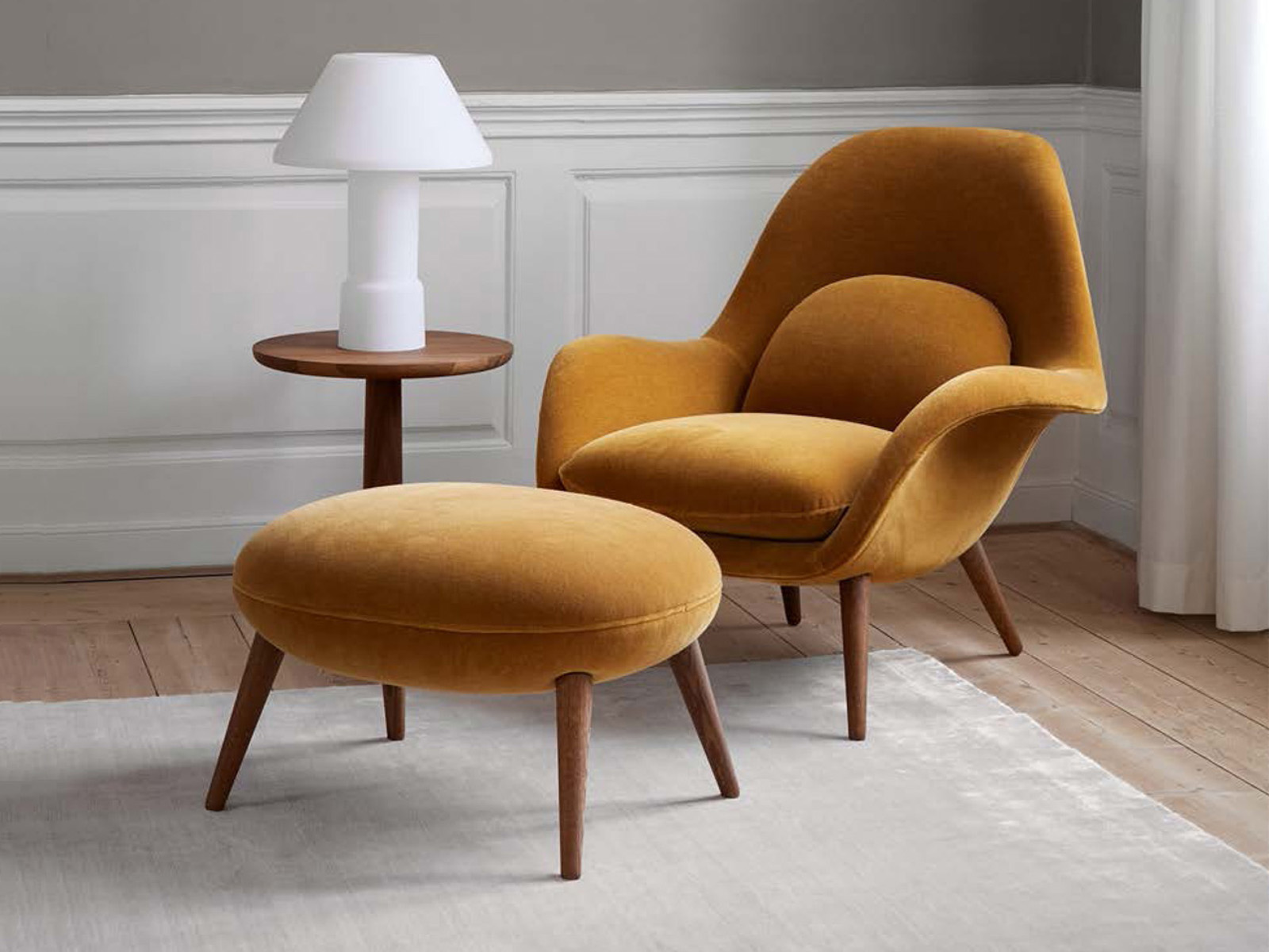 Fredericia Swoon Lounge Chair
