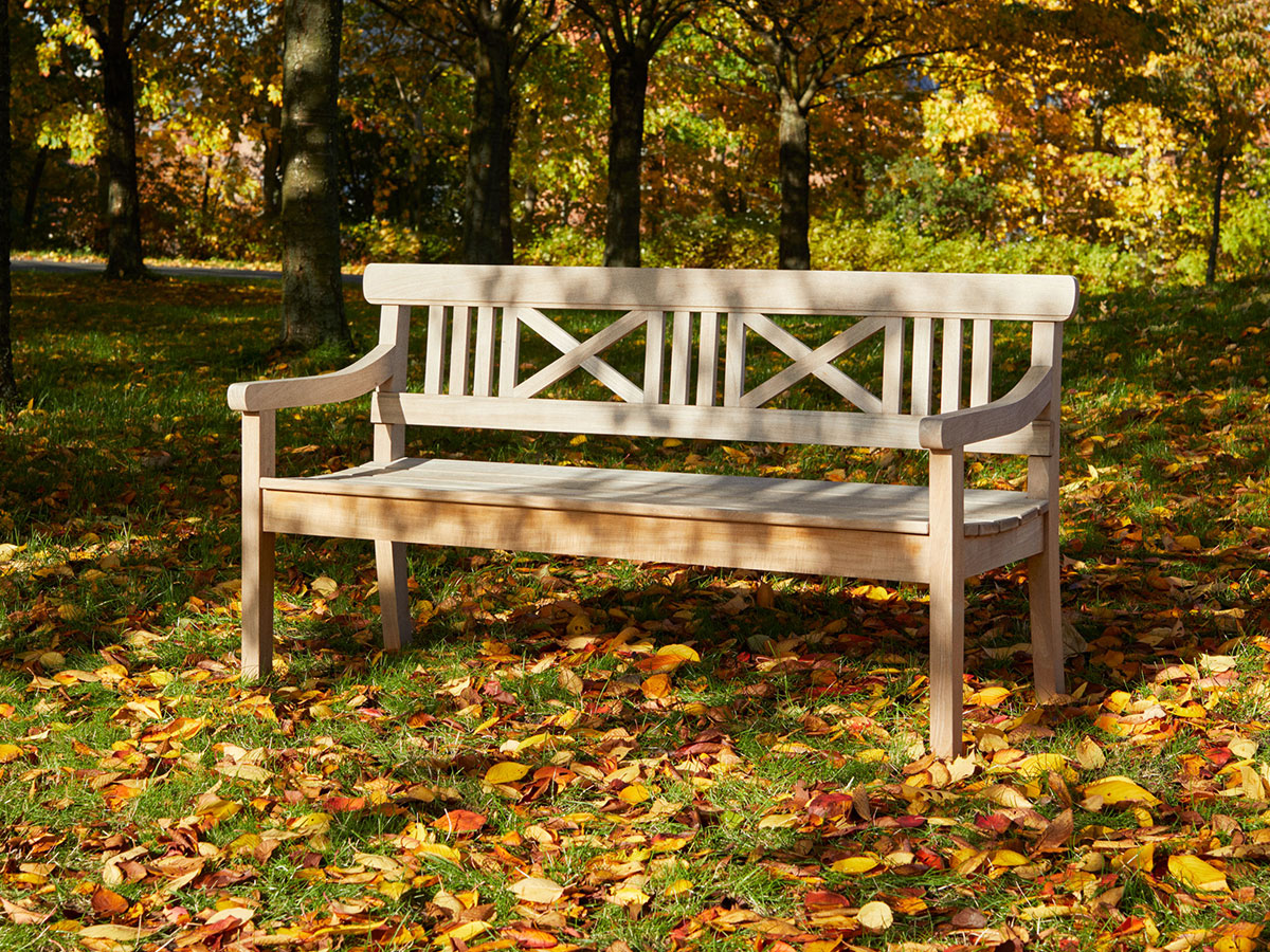 Fritz Hansen Drachmann Bench 165