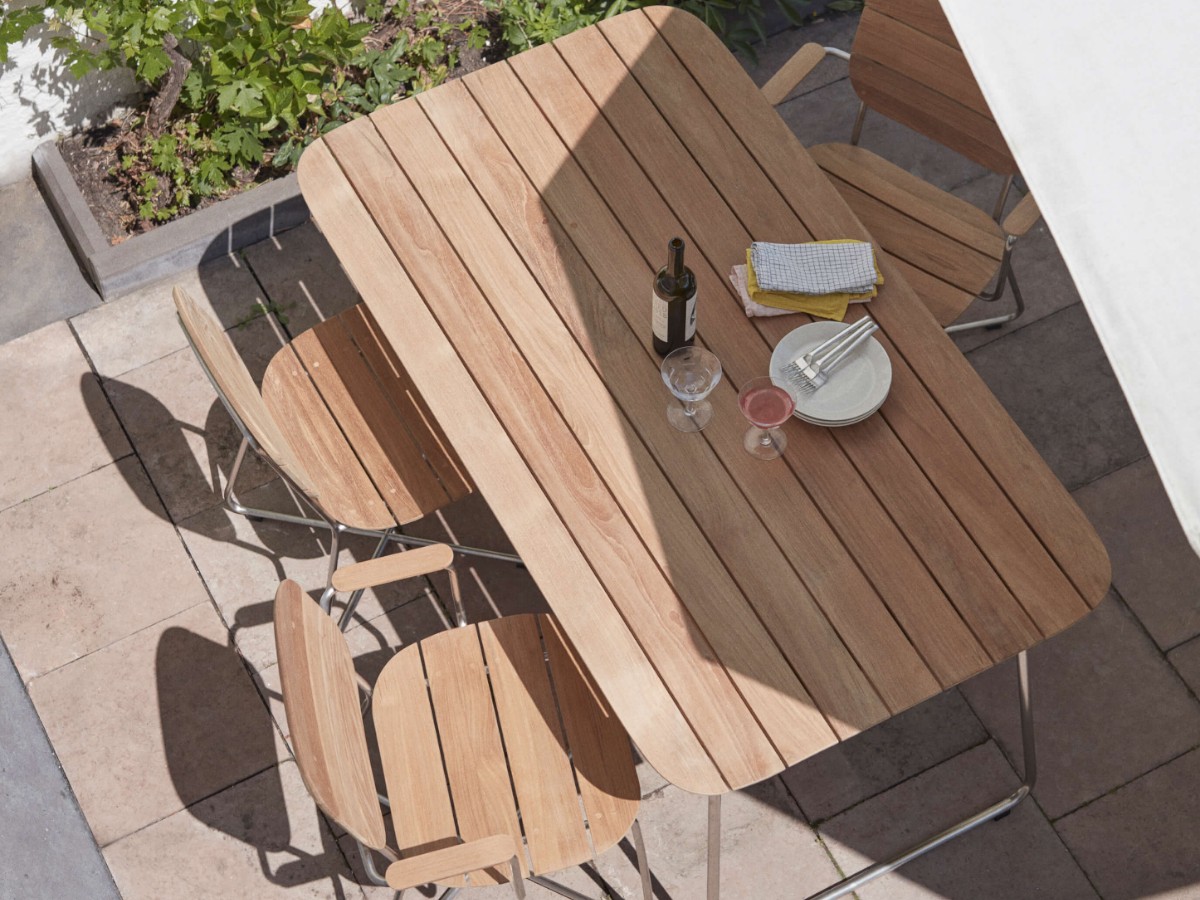 Fritz Hansen Lilium Table