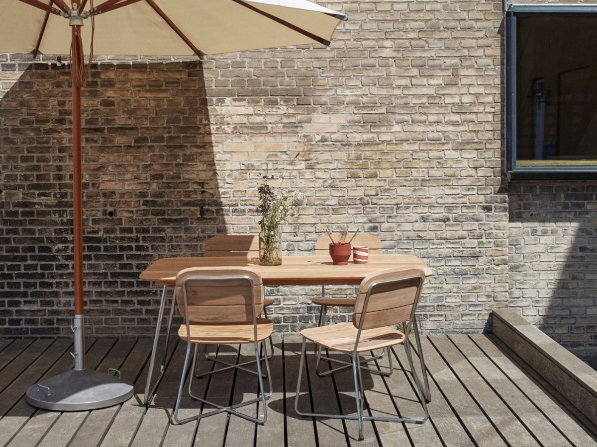 Fritz Hansen Lilium Table