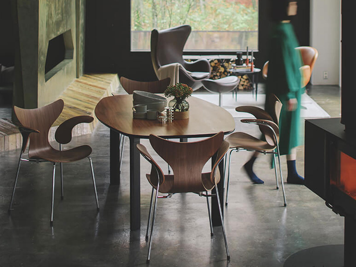 Fritz Hansen Lilytm 3208 Chair