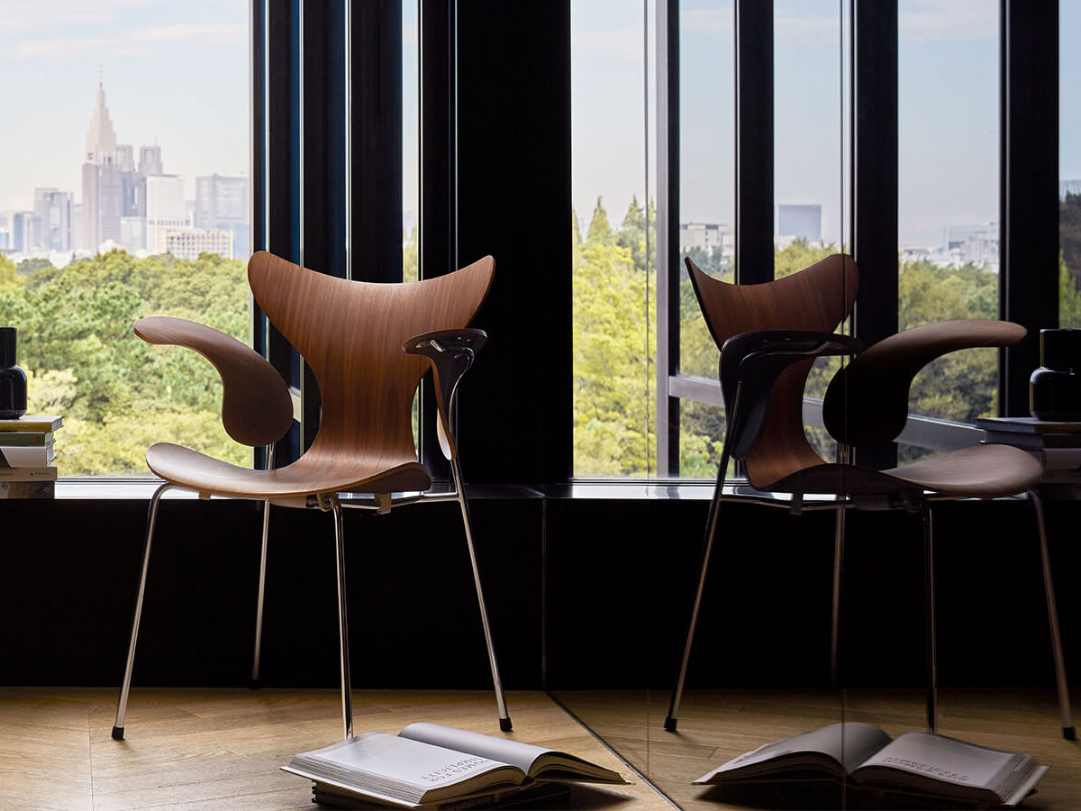 Fritz Hansen Lilytm 3208 Chair