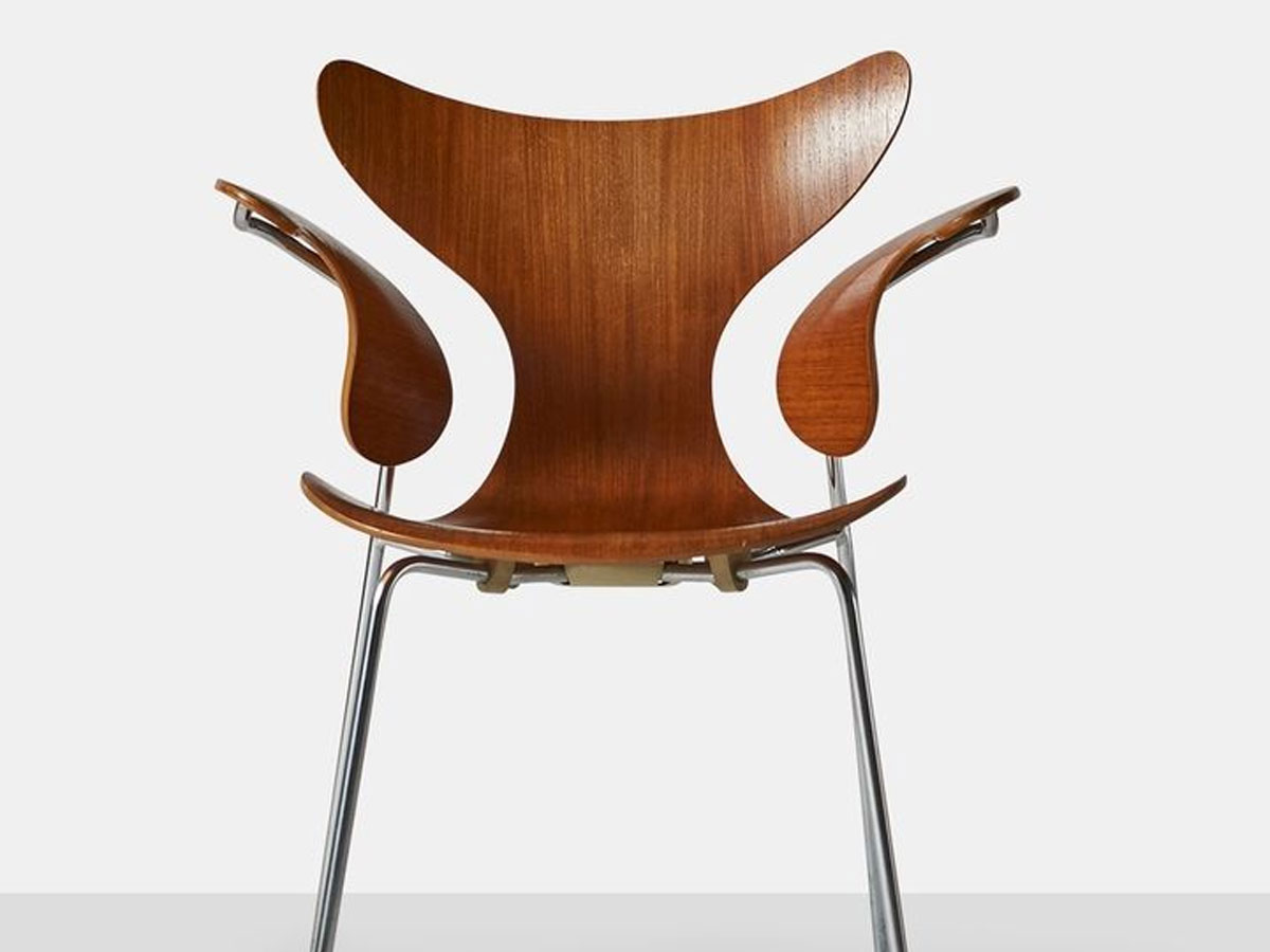 Fritz Hansen Lilytm 3208 Chair