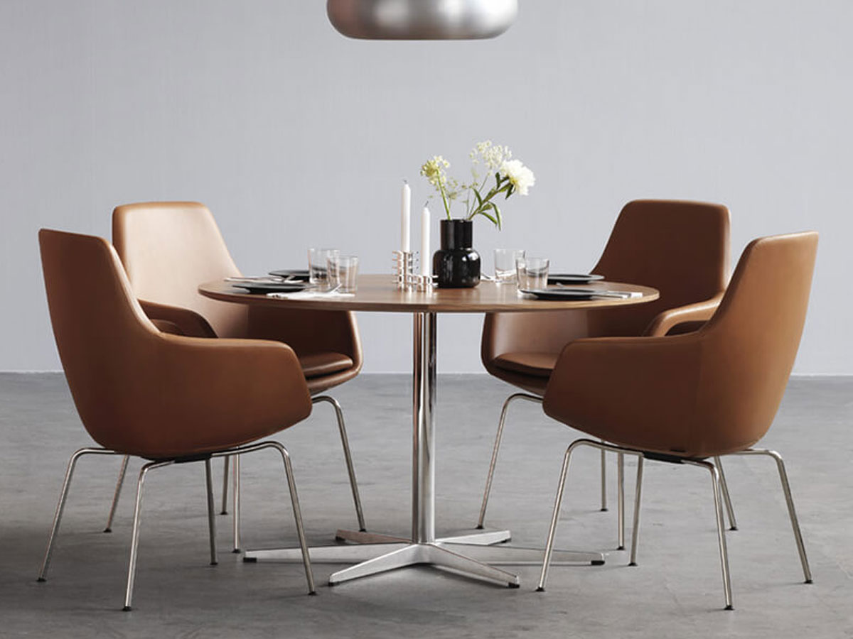 Fritz Hansen Little Giraffetm 3201 Chair