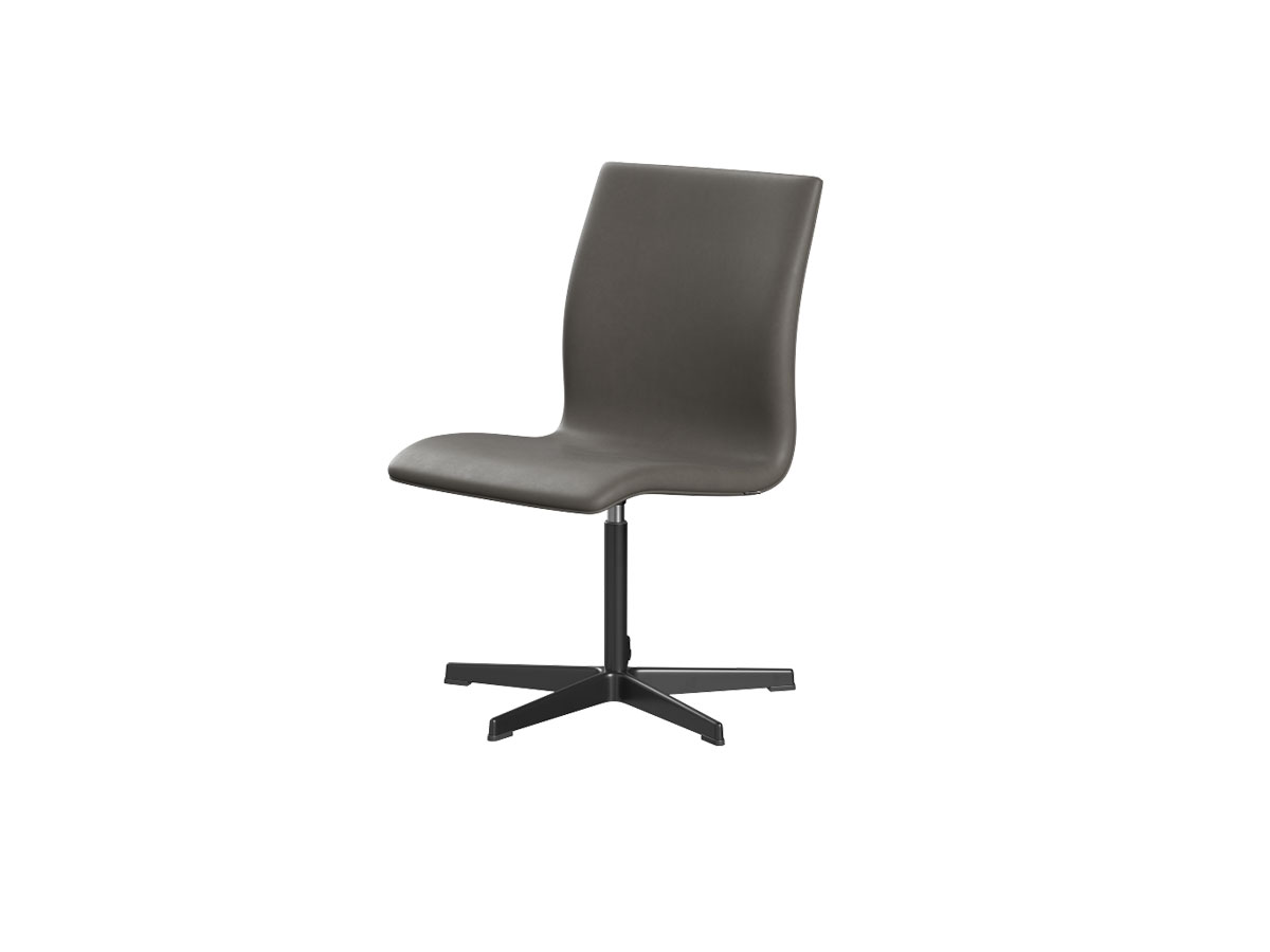 Офисное кресло Fritz Hansen Oxford™ 3171T