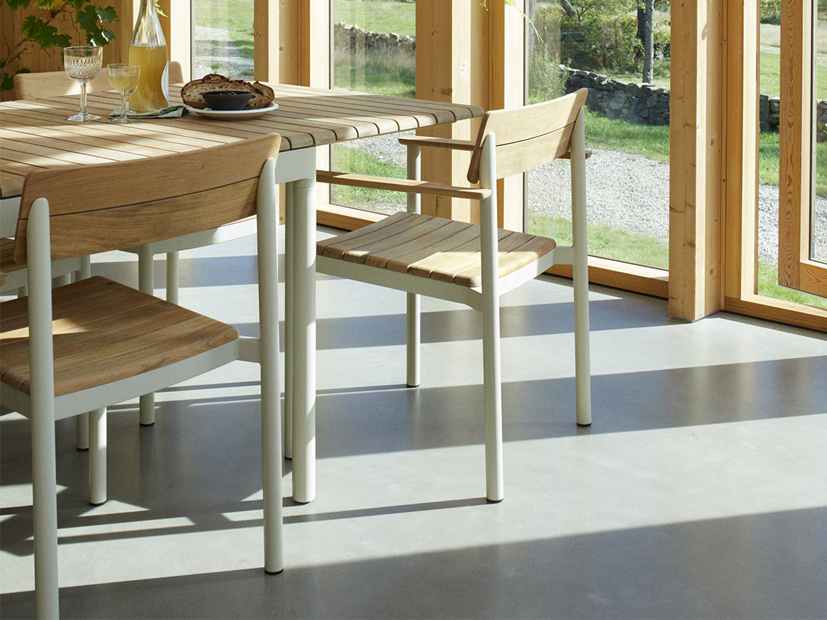 Fritz Hansen Pelagus Table