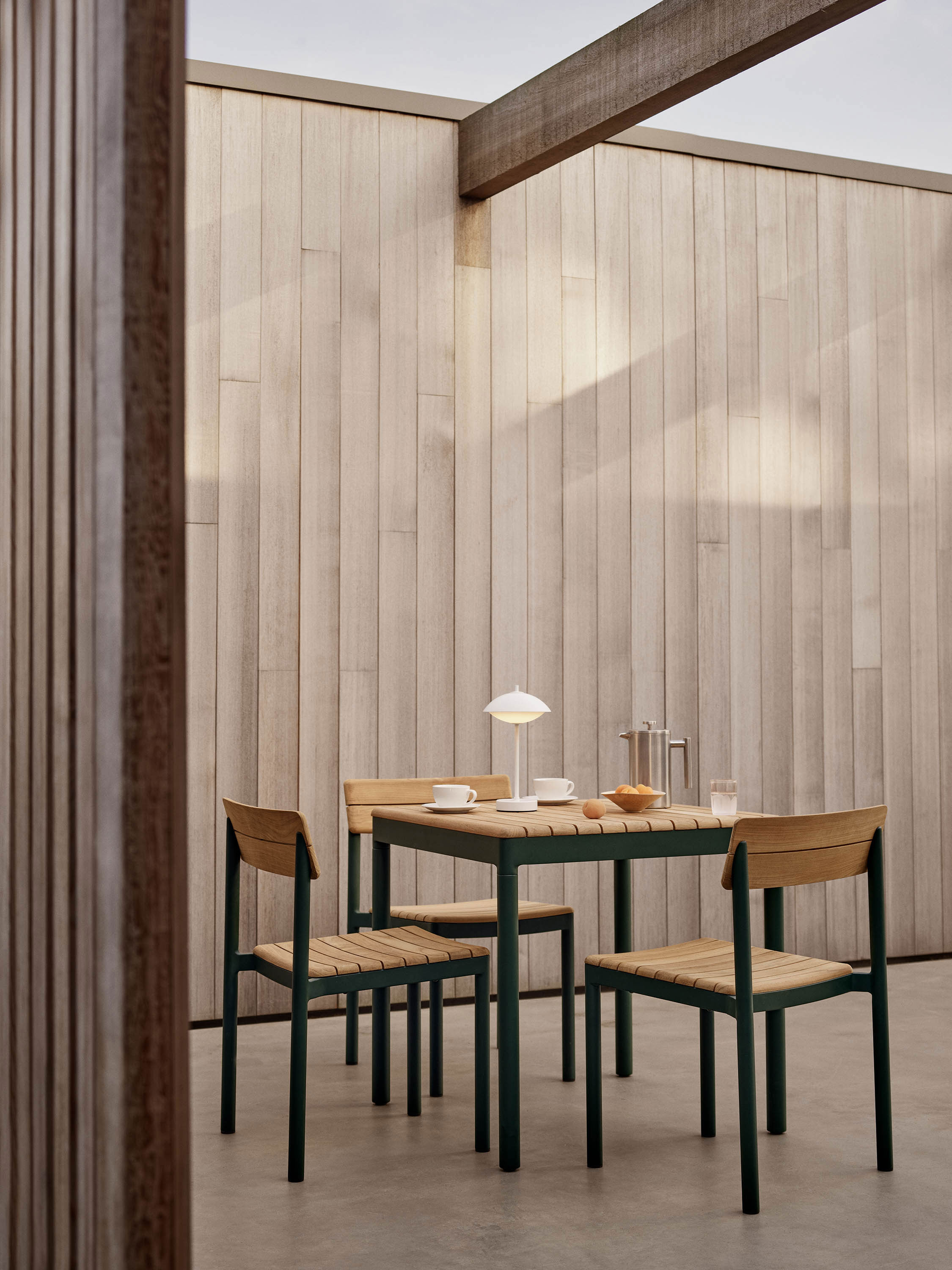 Fritz Hansen Pelagus Table Square