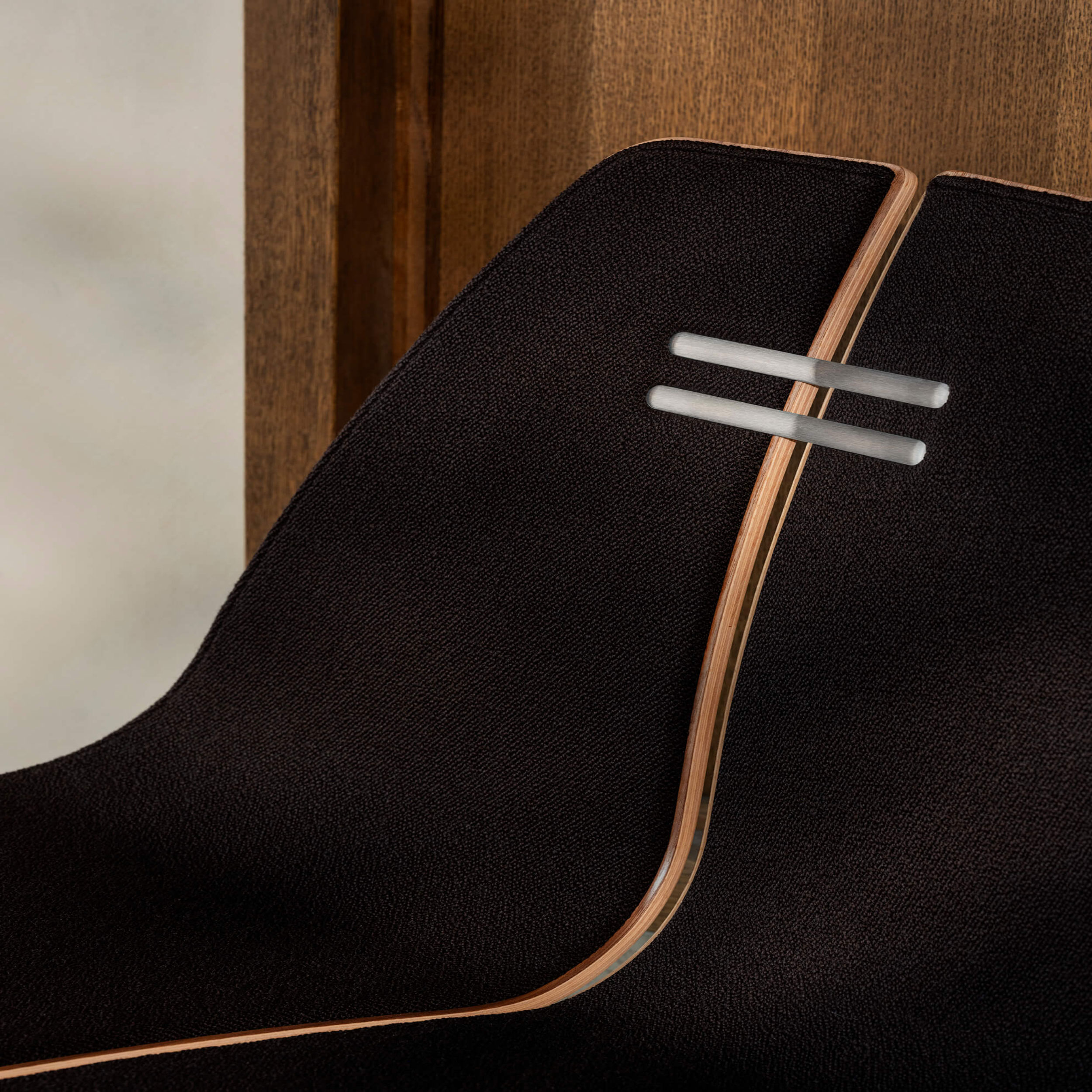 Fritz Hansen Pk23tm Lounge Chair Front Upholstered