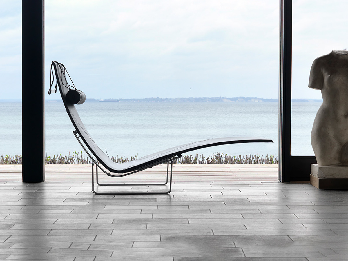 Fritz Hansen Pk24 Chaise Longue