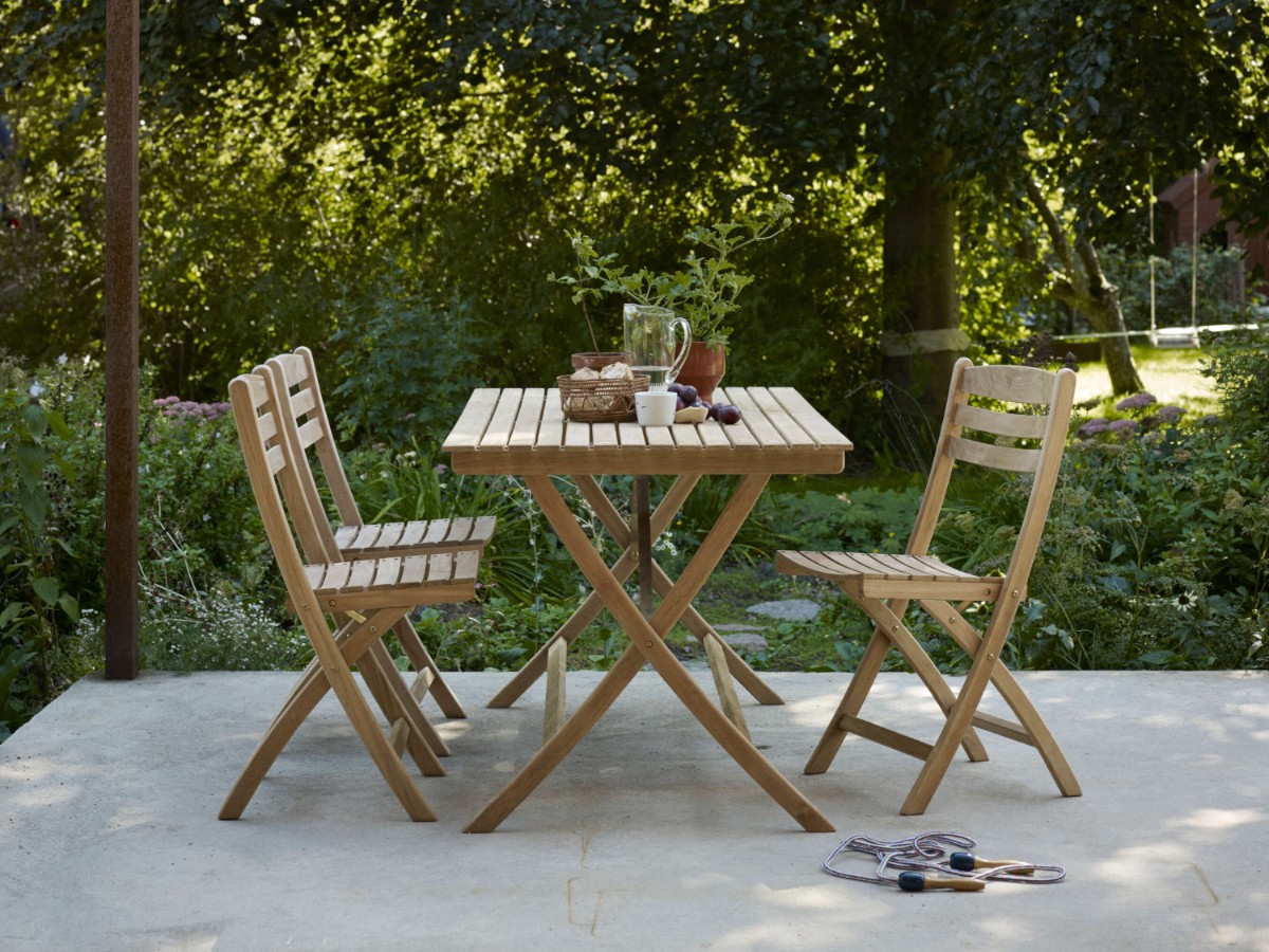 Fritz Hansen Selandia Table
