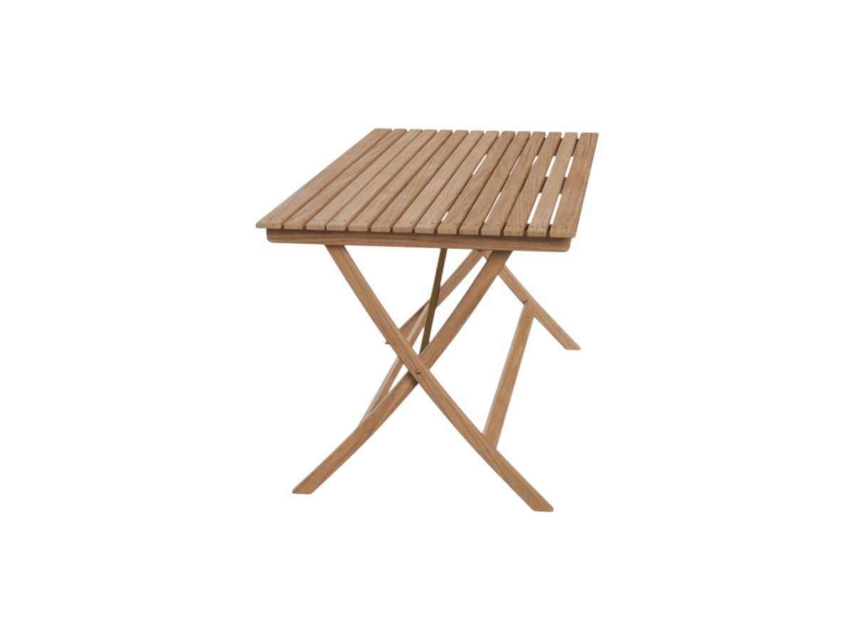 Fritz Hansen Selandia Table