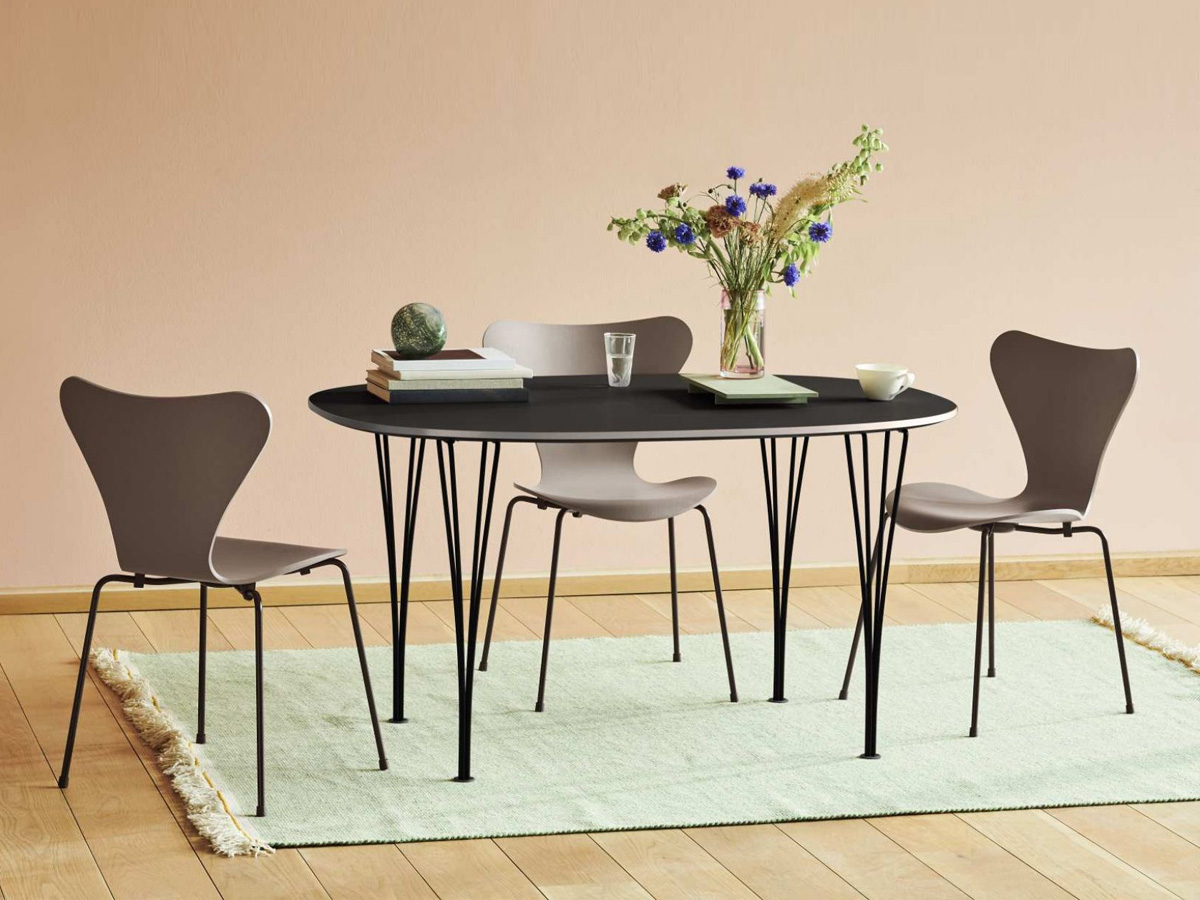 Fritz Hansen Superellipse Table