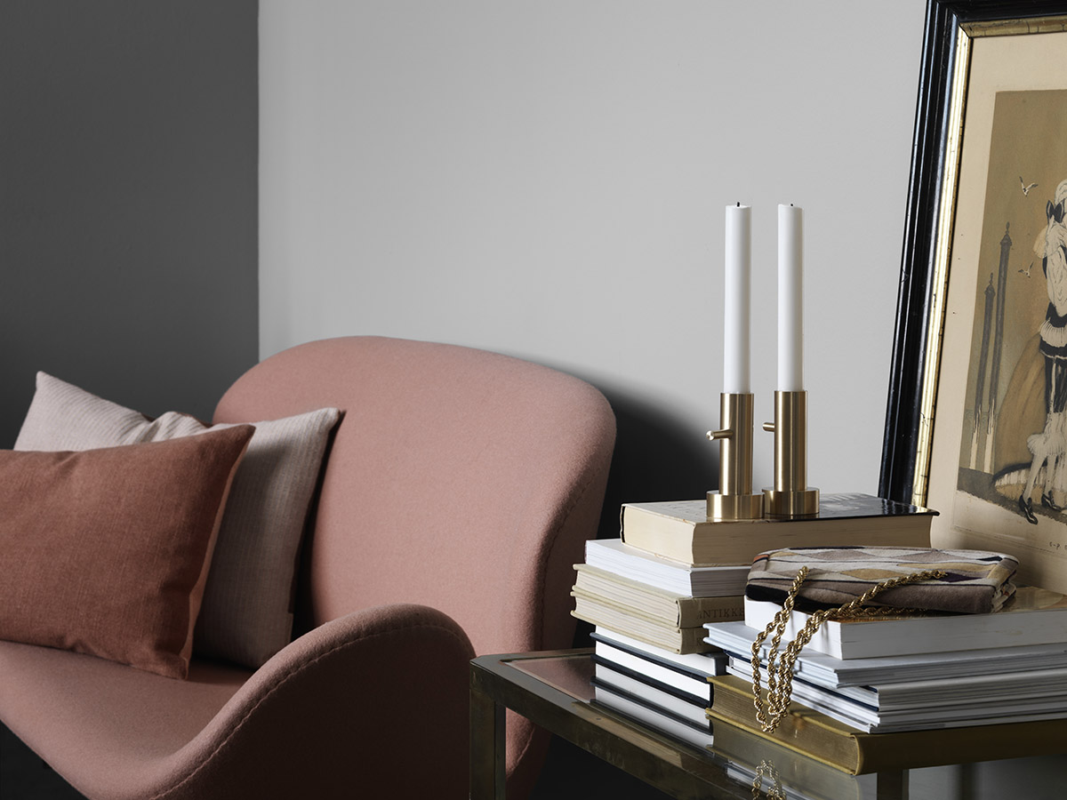 Fritz Hansen Swan Sofa