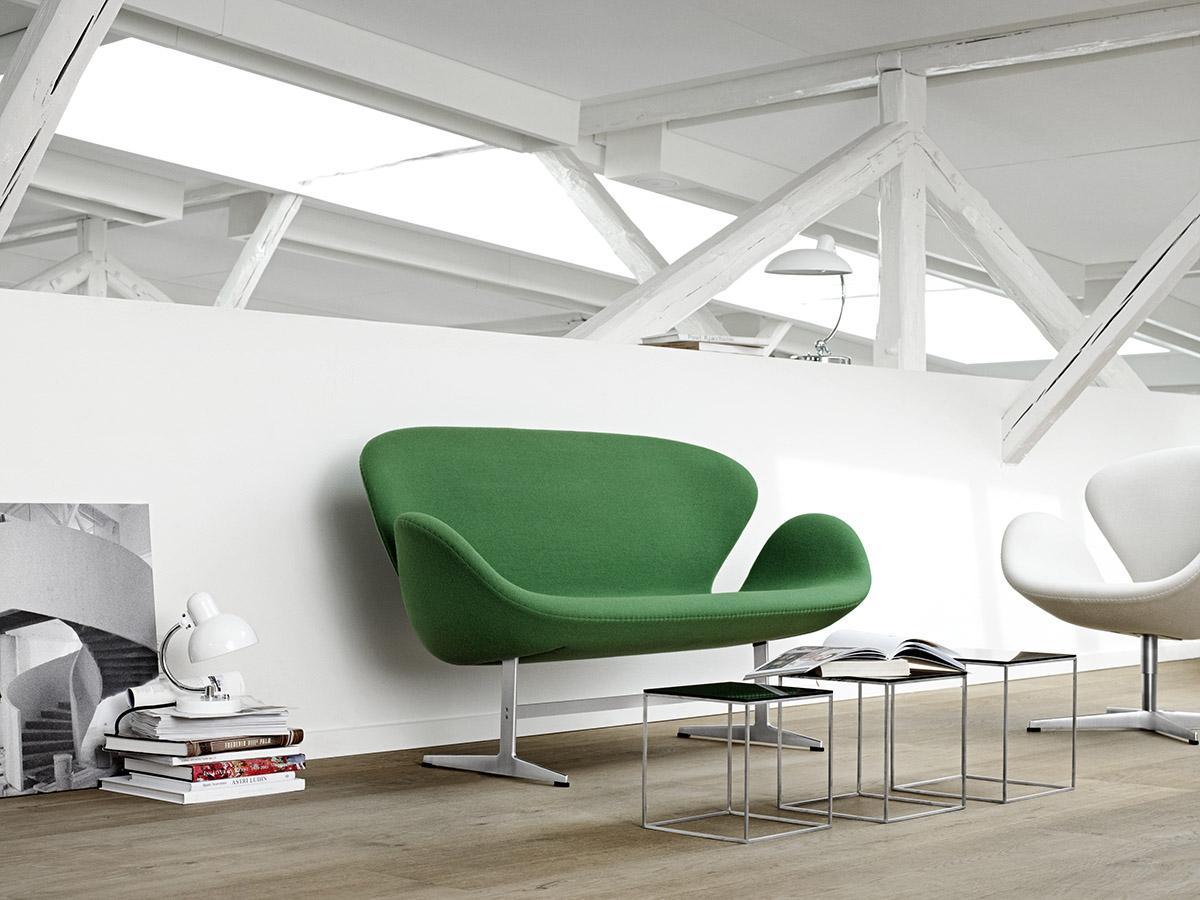 Fritz Hansen Swan Sofa