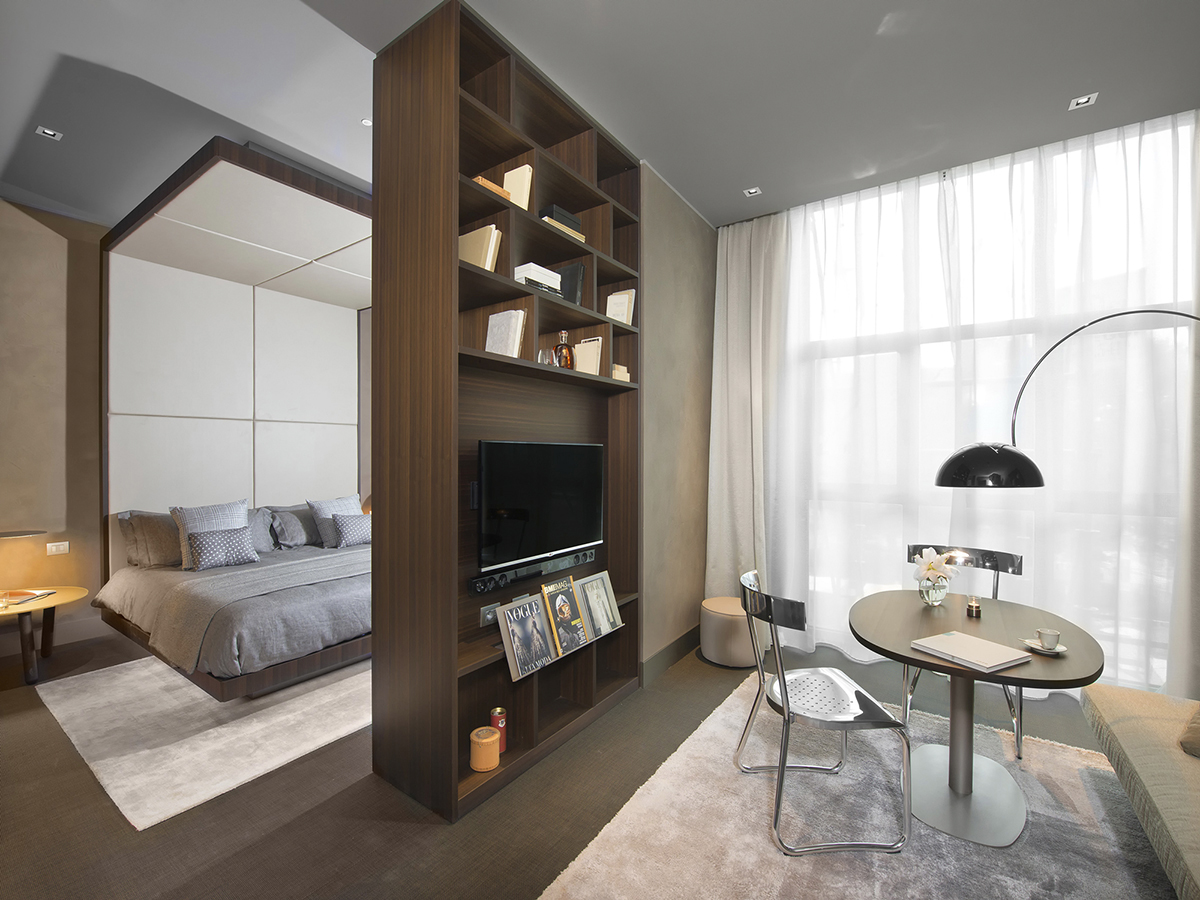 G.T.DESIGN In Canto Ecru Rug 250x350