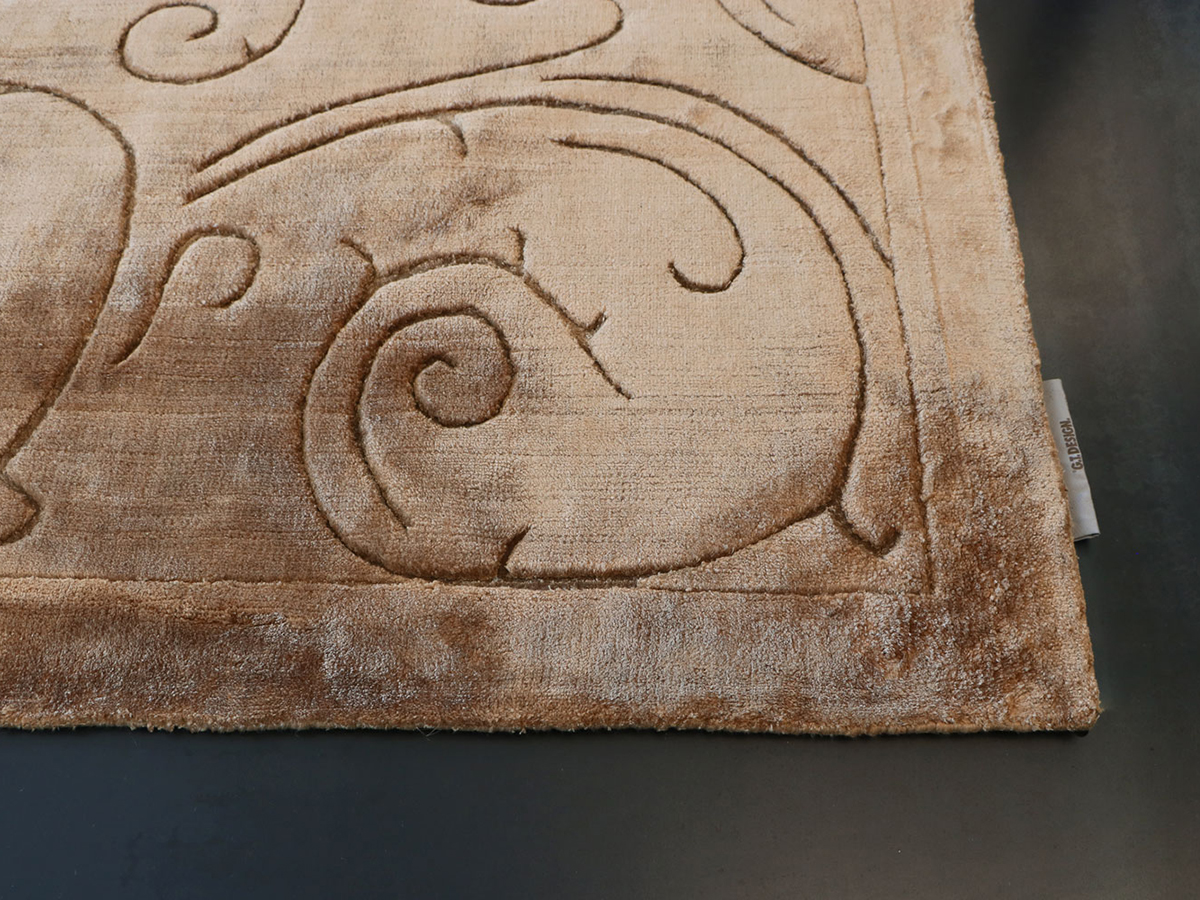 G.T.DESIGN In Canto Ricco Rug Amber