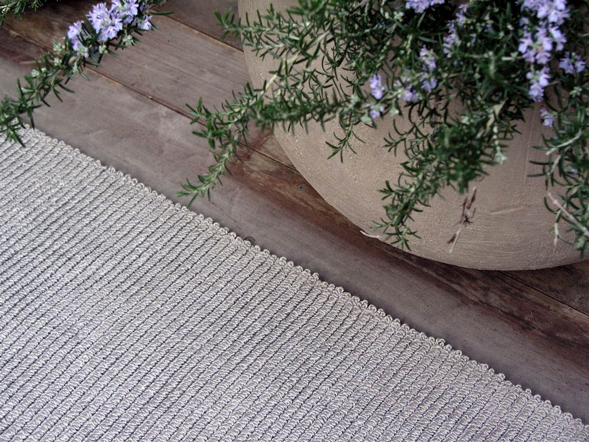 G.T.DESIGN O Sole Mio Outdoor Rug Pietra