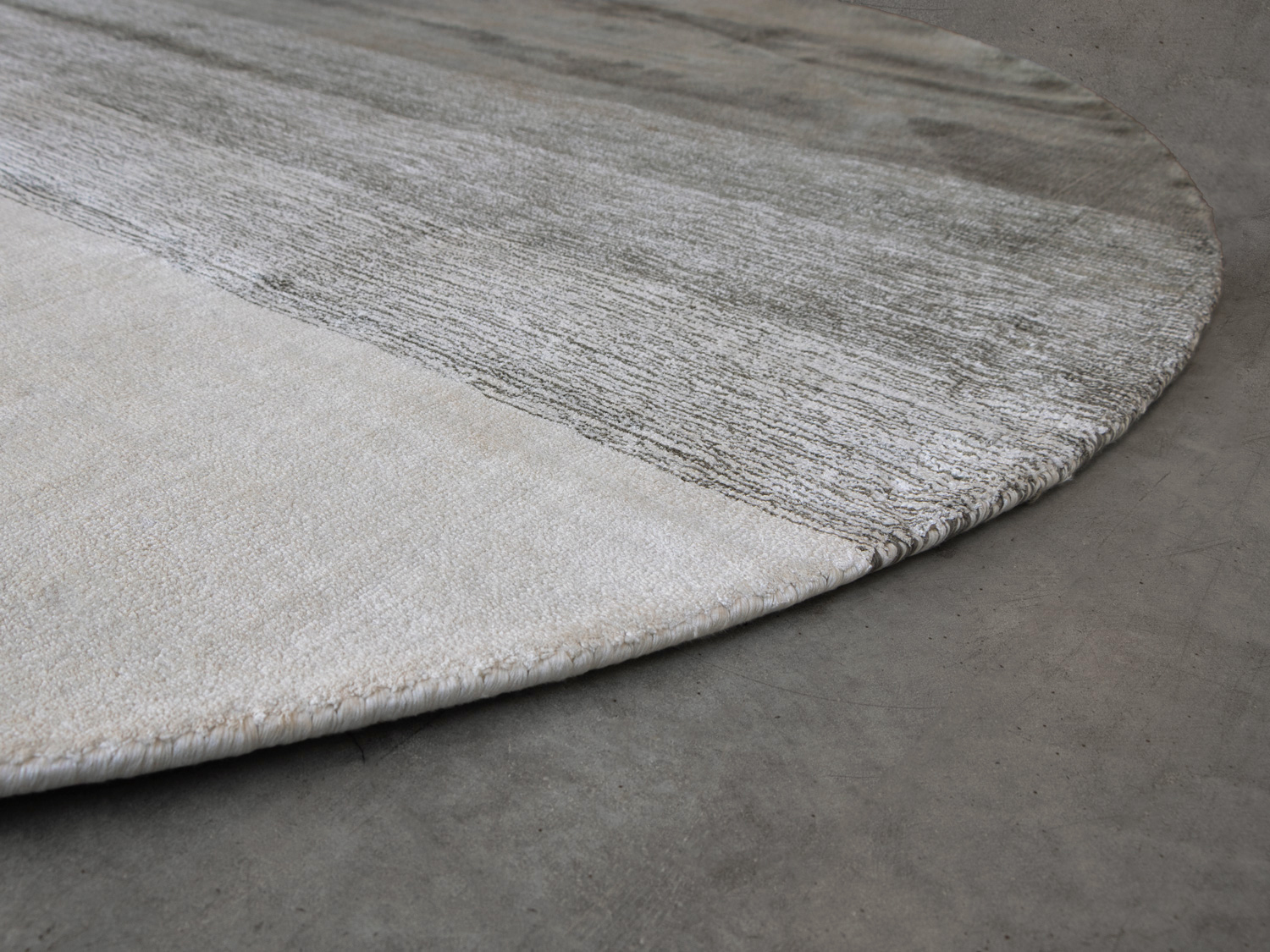 G.T.DESIGN Stripes Party Rug Bronzo Ecru
