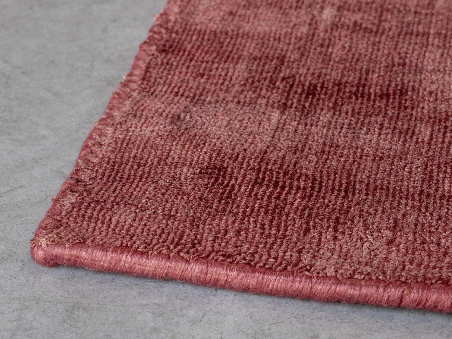 G.T.DESIGN Stripes Party Rug Rubino Magenta