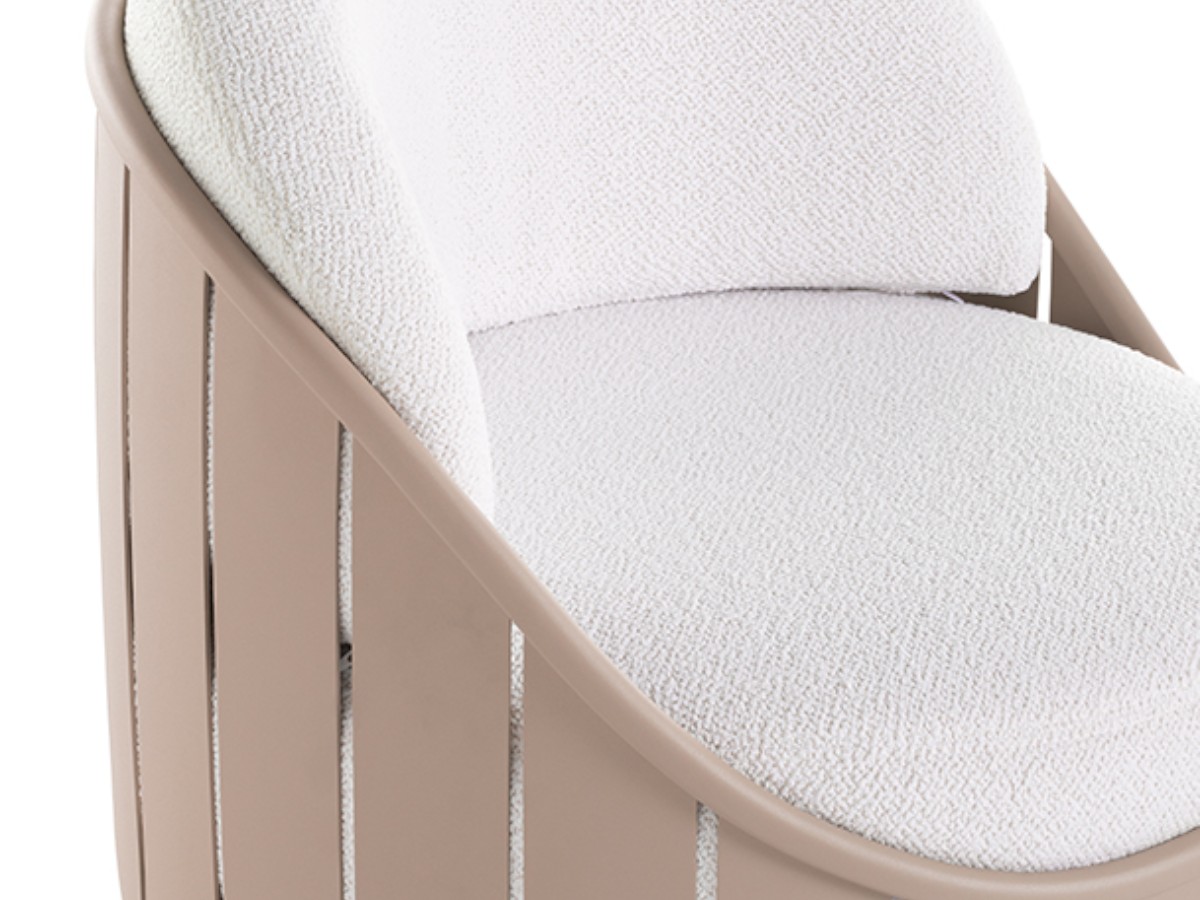 GandiaBlasco Arena Club Chair