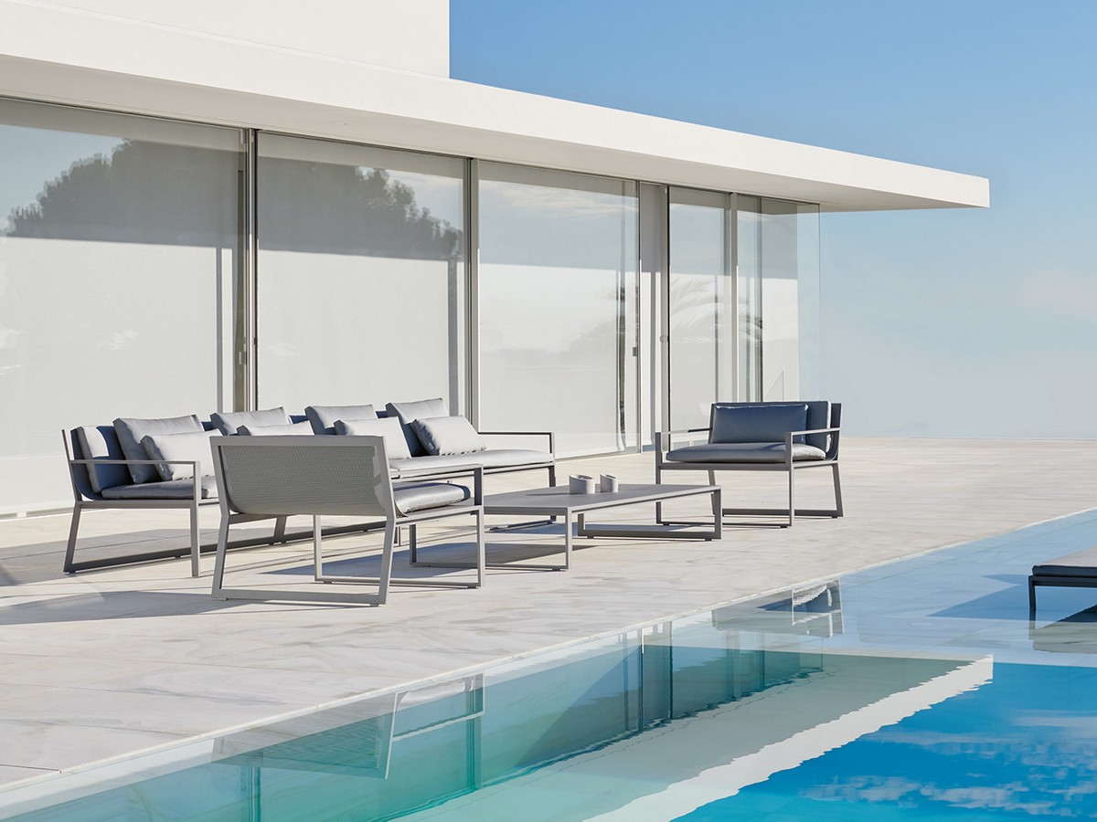GandiaBlasco Blau Armchair