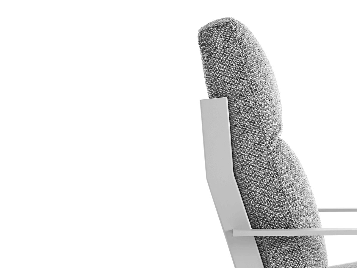 GandiaBlasco Onde Club Armchair