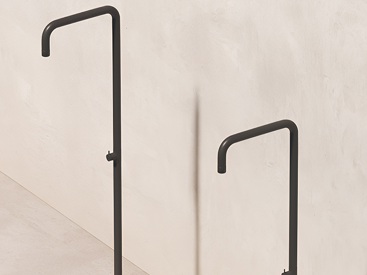 GandiaBlasco Outdoor Shower Model 3