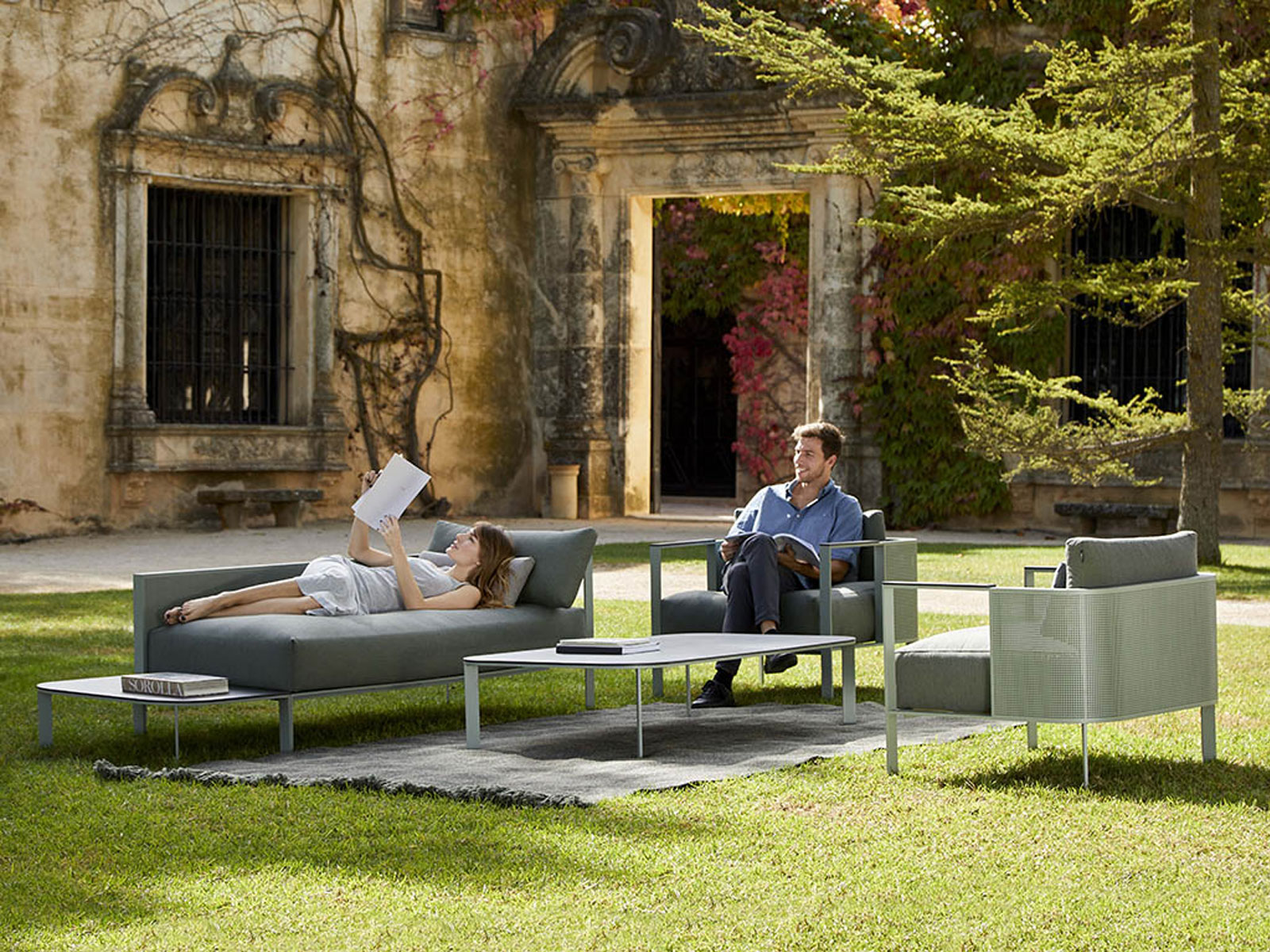 GandiaBlasco Solanas Lounge Chair