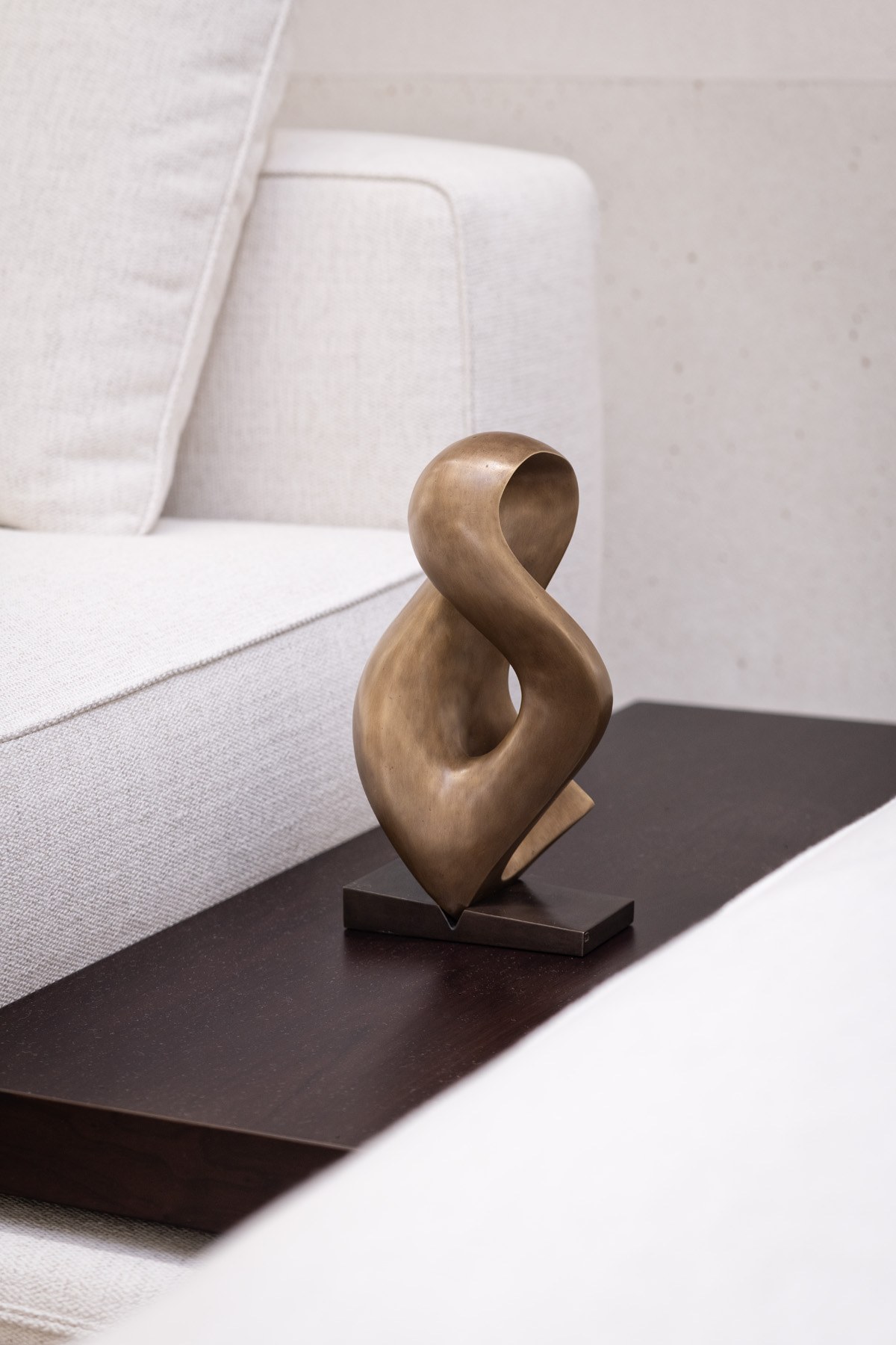 Gardeco Incontro Sculpture