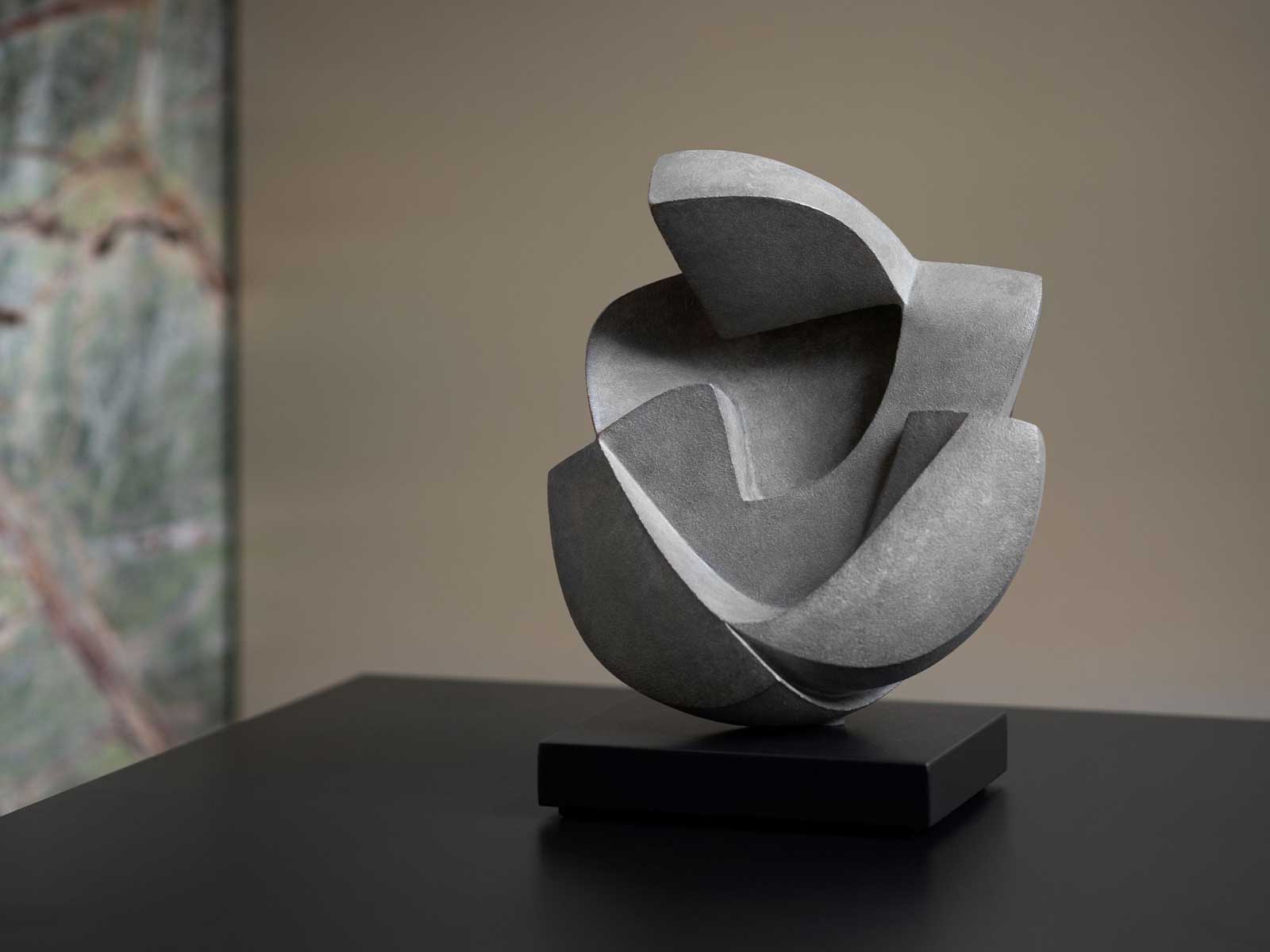 Gardeco Unconditional Love Xs Bronze Sculpture
