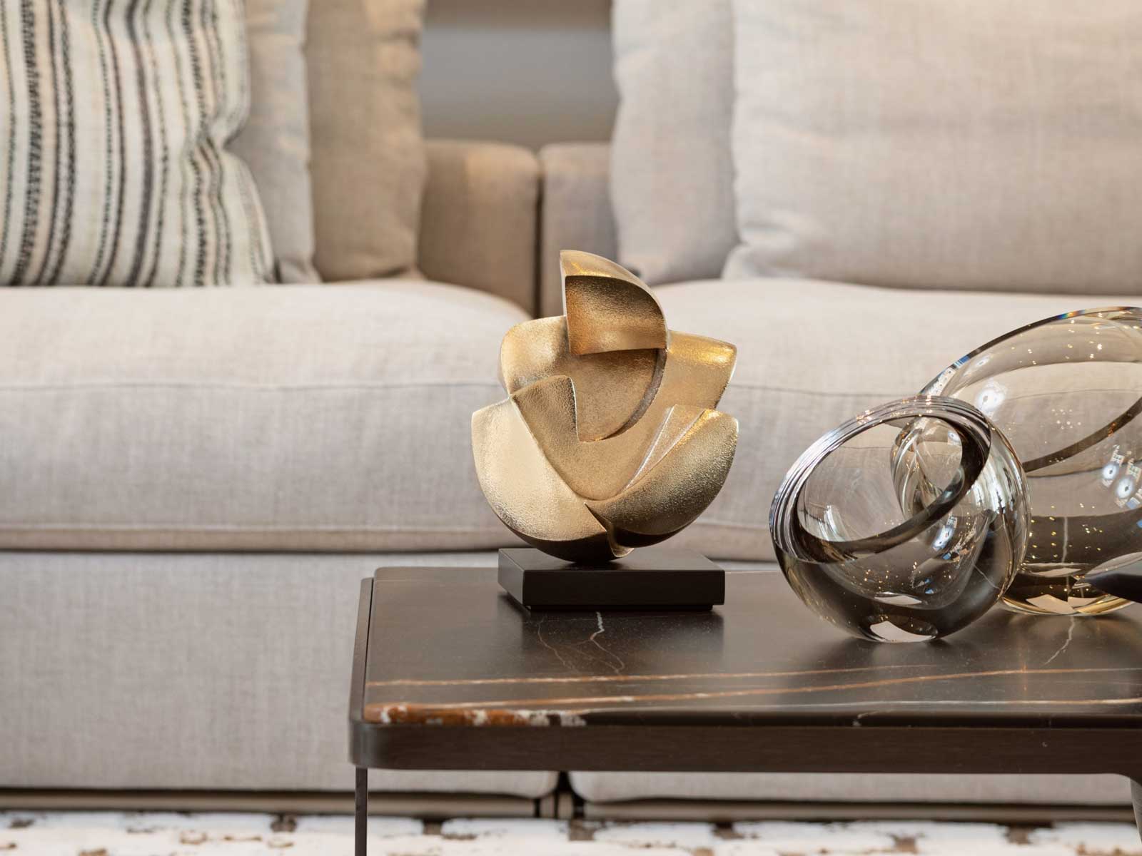 Gardeco Unconditional Love Xs Bronze Sculpture