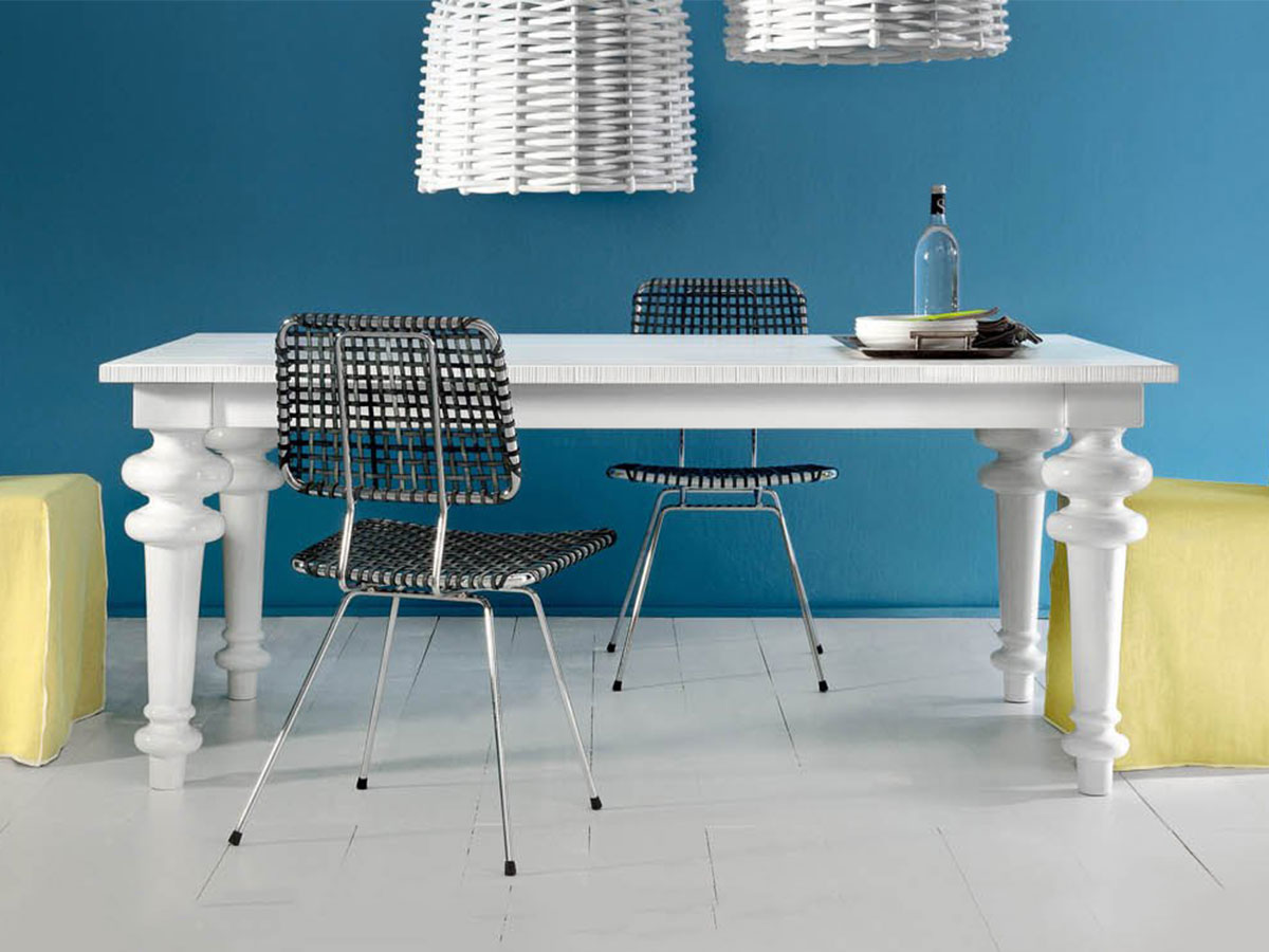 Gervasoni Gray 34 Cr Table Extendable Top Lacquered White Oak Feet White China