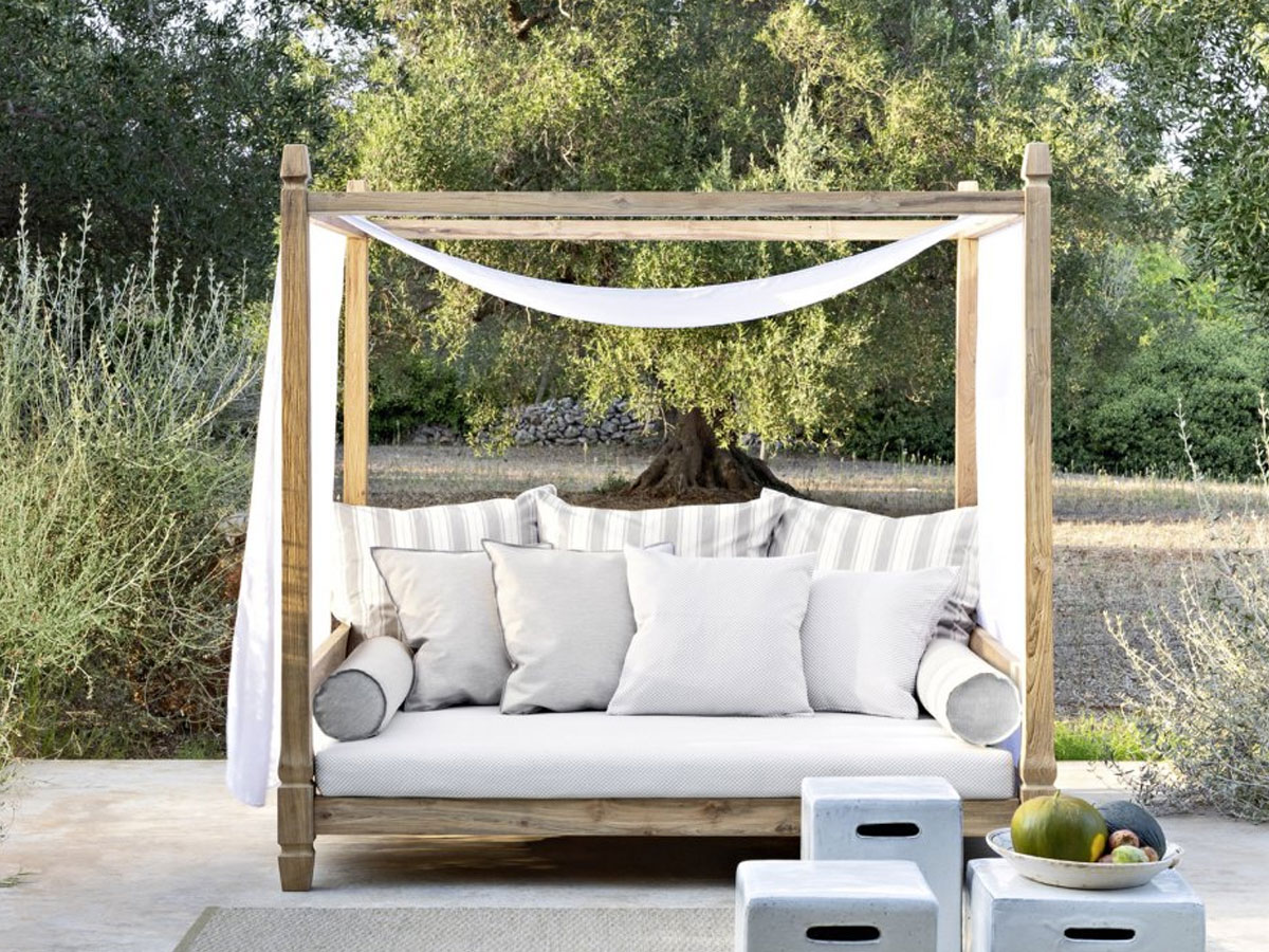 Gervasoni Jeko 07 Canopy Sofa