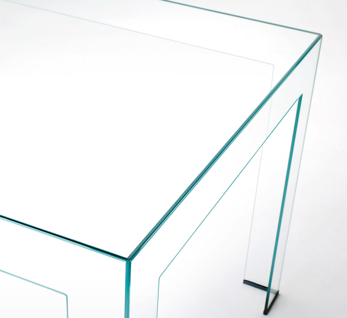 Glas Italia Atlantis Table