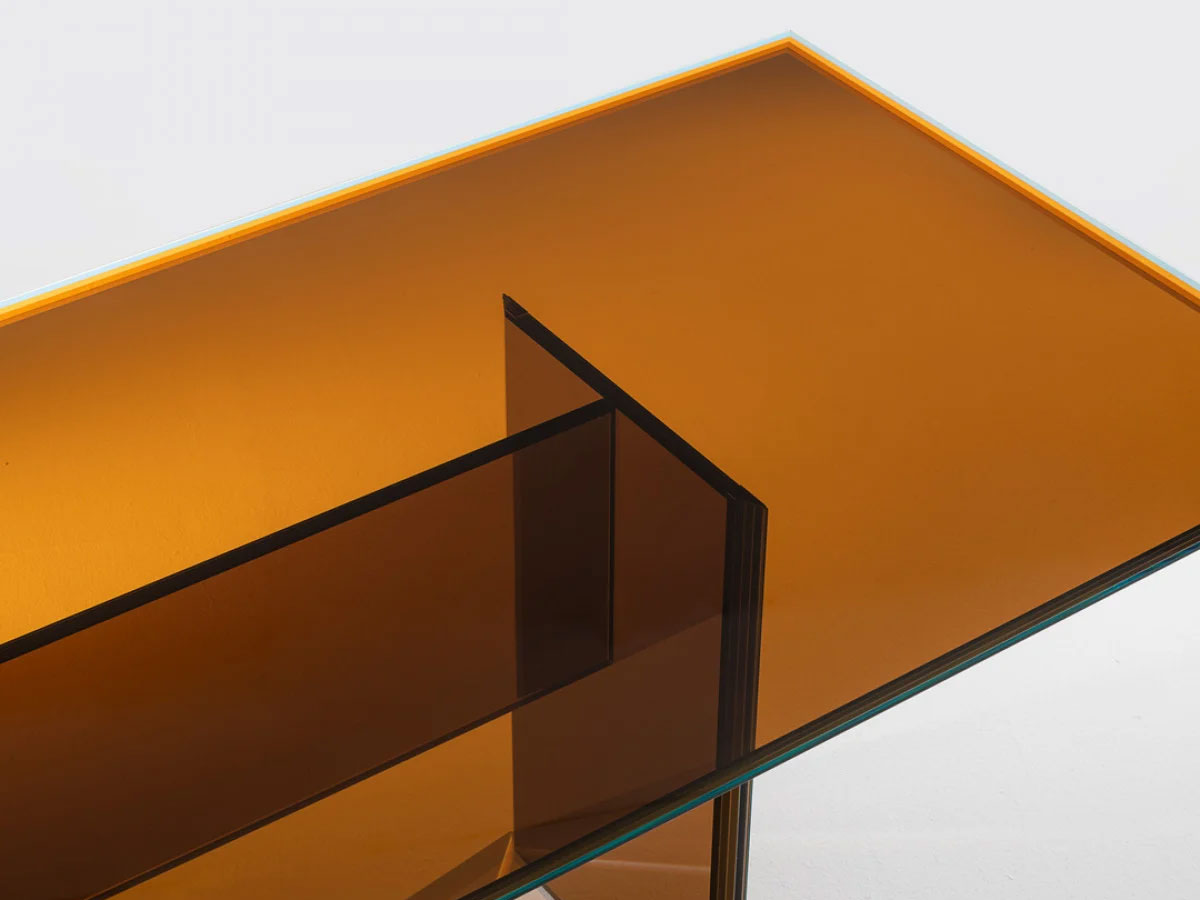 Glas Italia Bisel 04 Table