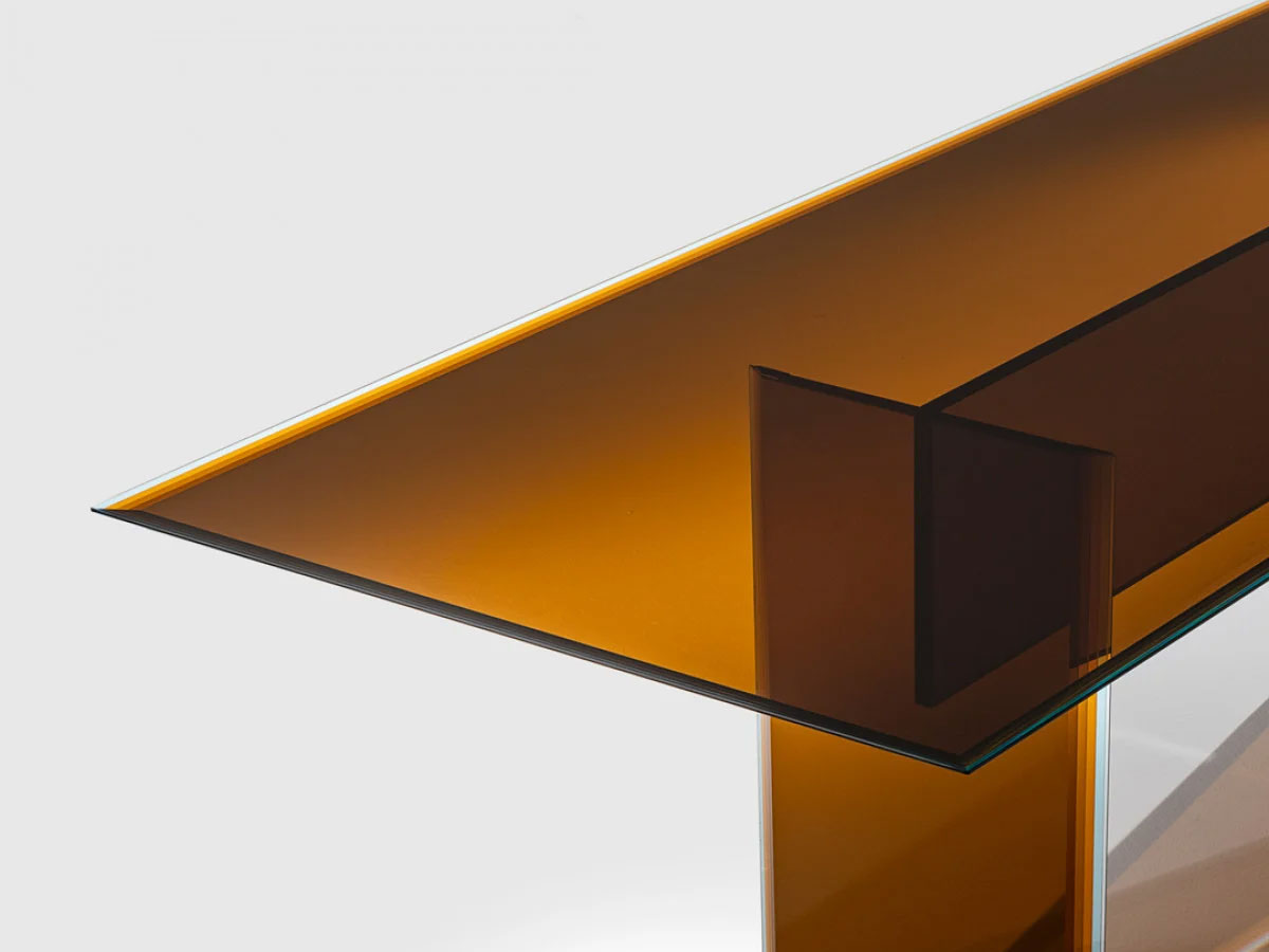 Glas Italia Bisel 04 Table