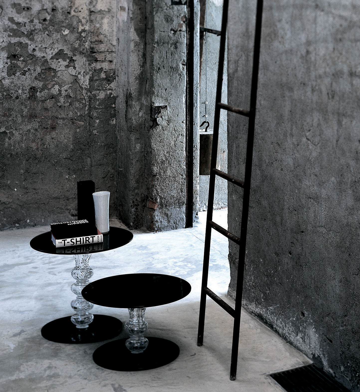 Glas Italia Calice Coffee Table