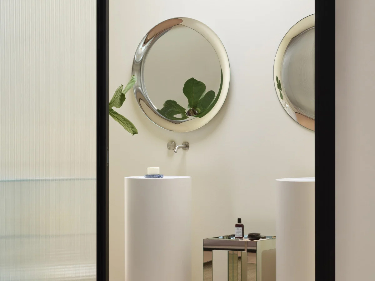 Glas Italia Menteur Mirror