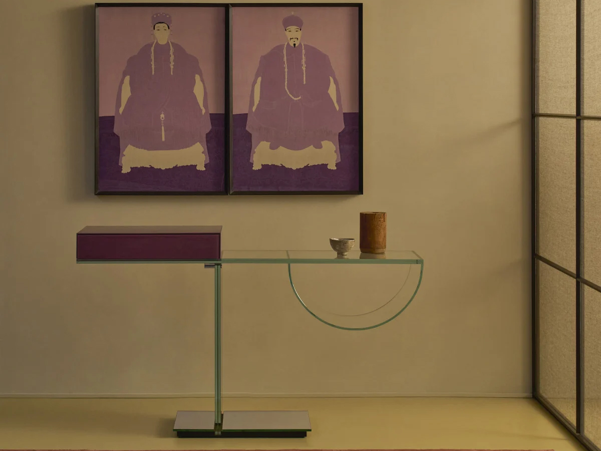 Glas Italia Ollie Console