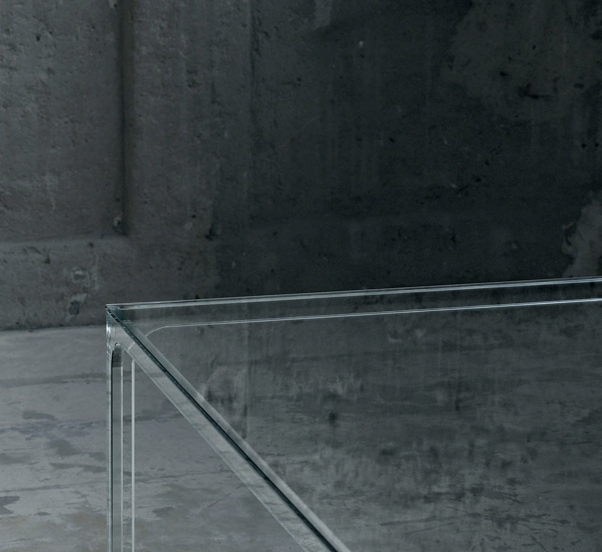 Glas Italia Oscar Square Table