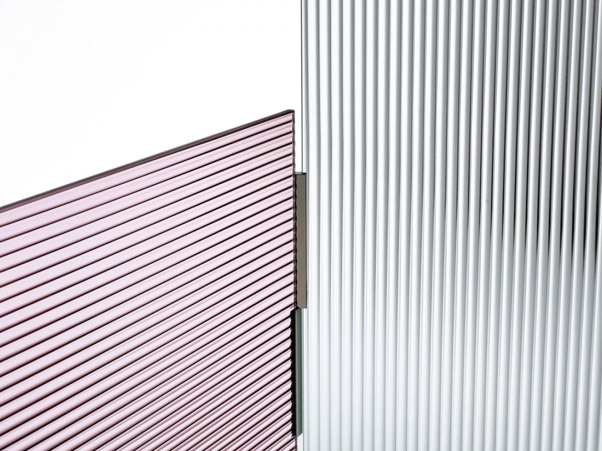 Glas Italia Rayures Modular Screen