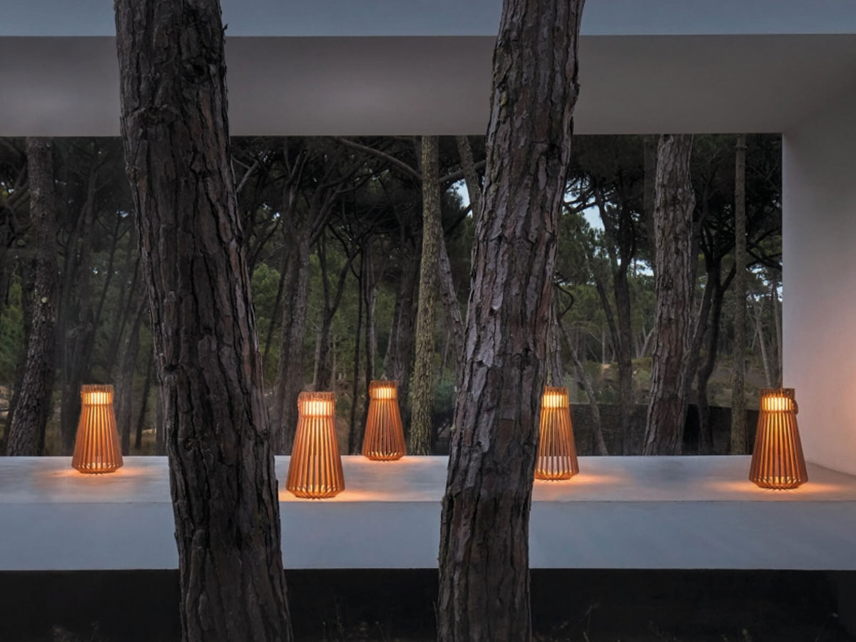 Gloster Ambient Ray Floor Lamp Outdoor