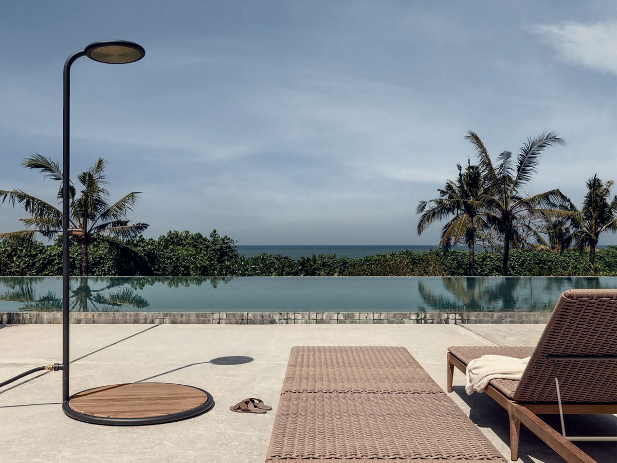 Gloster Garden Shower