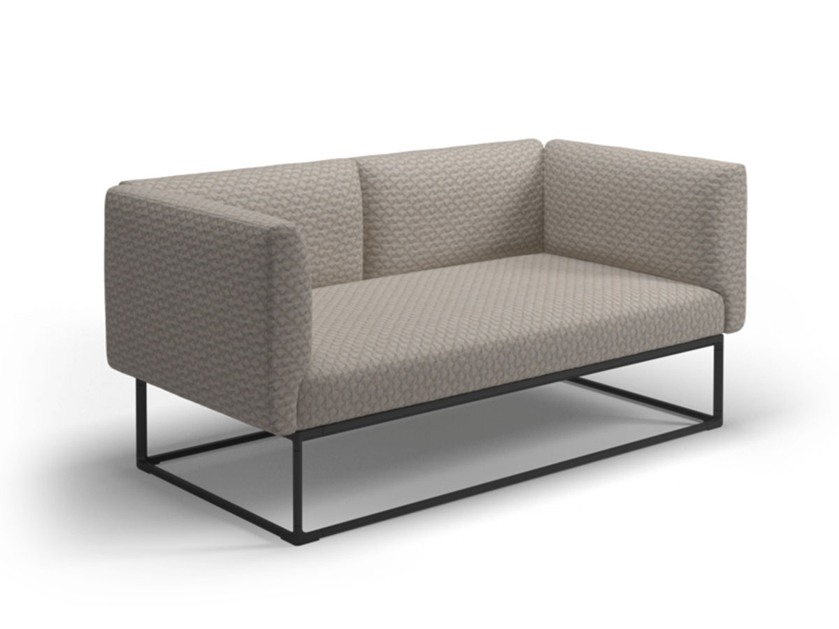 Gloster Maya 2 Seater Sofa