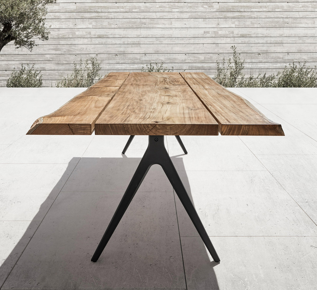Gloster Split Raw Table Le