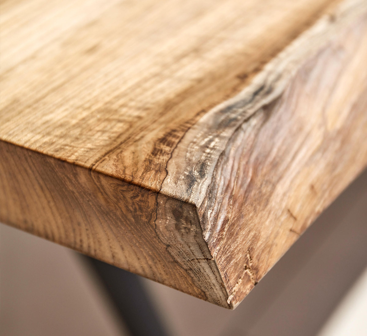 Gloster Split Raw Table Le