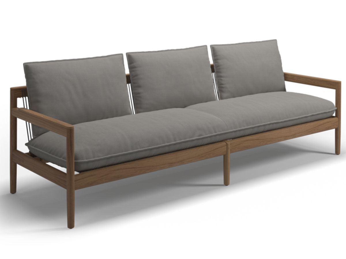 Gloster Saranac Sofa