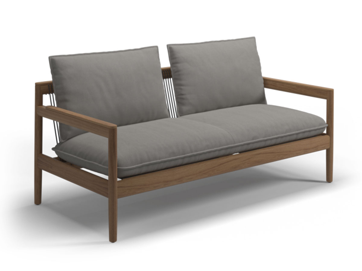 Gloster Saranac Sofa