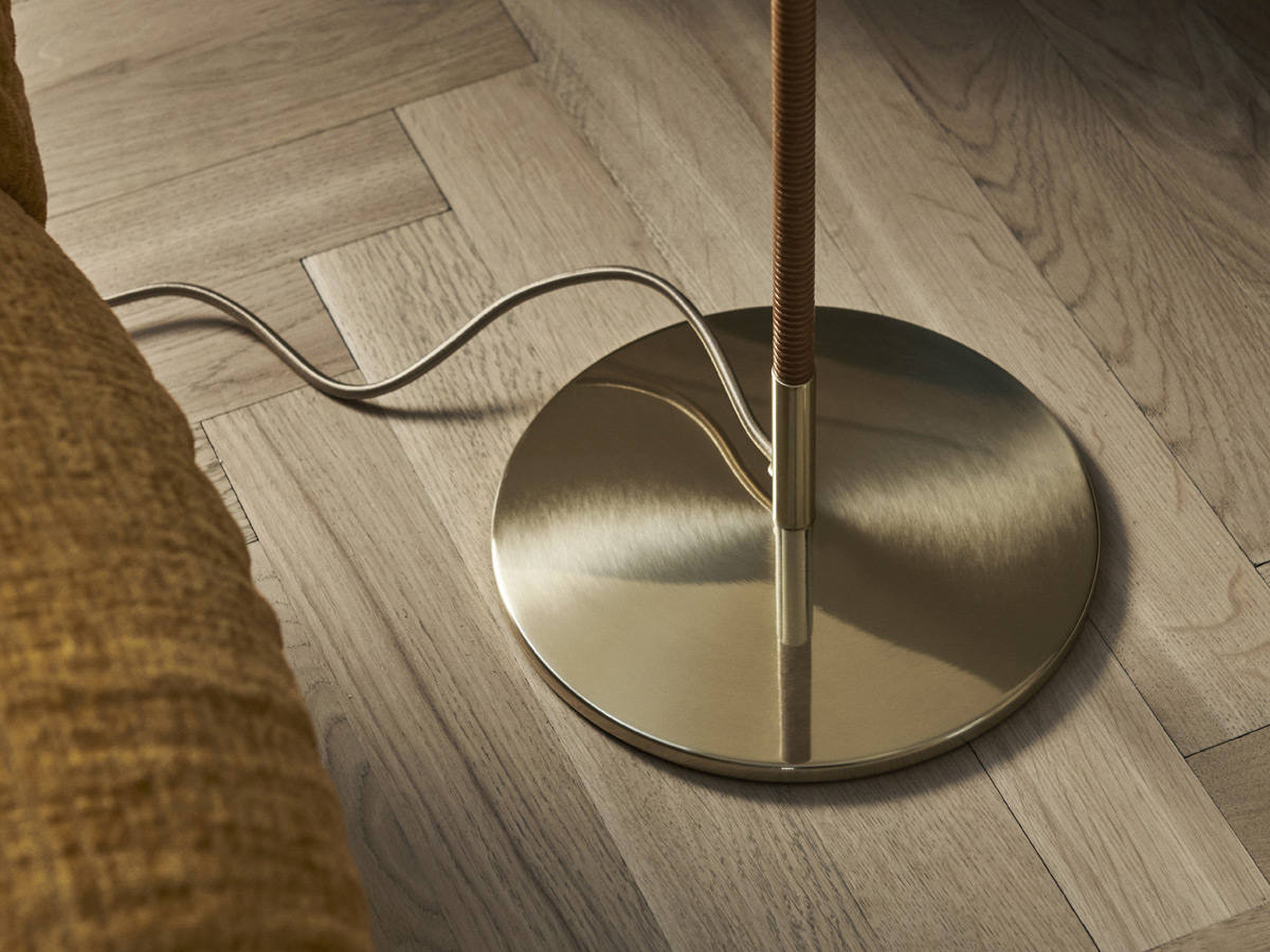 Gubi 9602 Floor Lamp In Bamboo