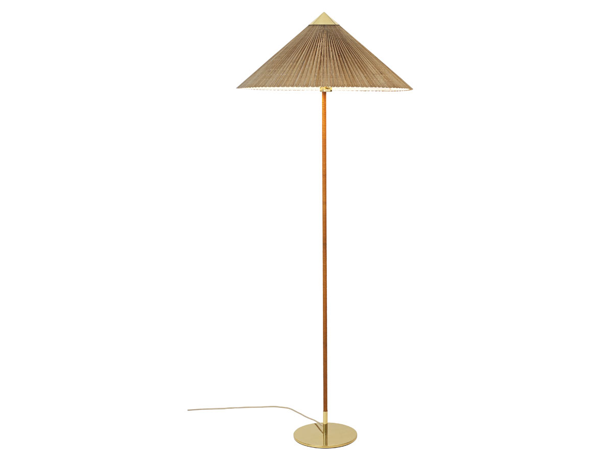 Gubi 9602 Floor Lamp In Bamboo